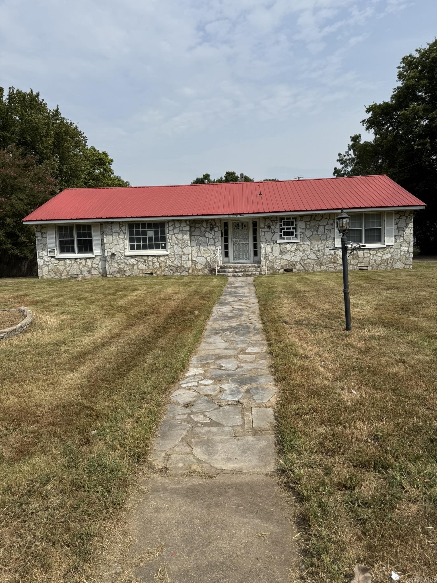 623 Holden Ave  Newport, AR
