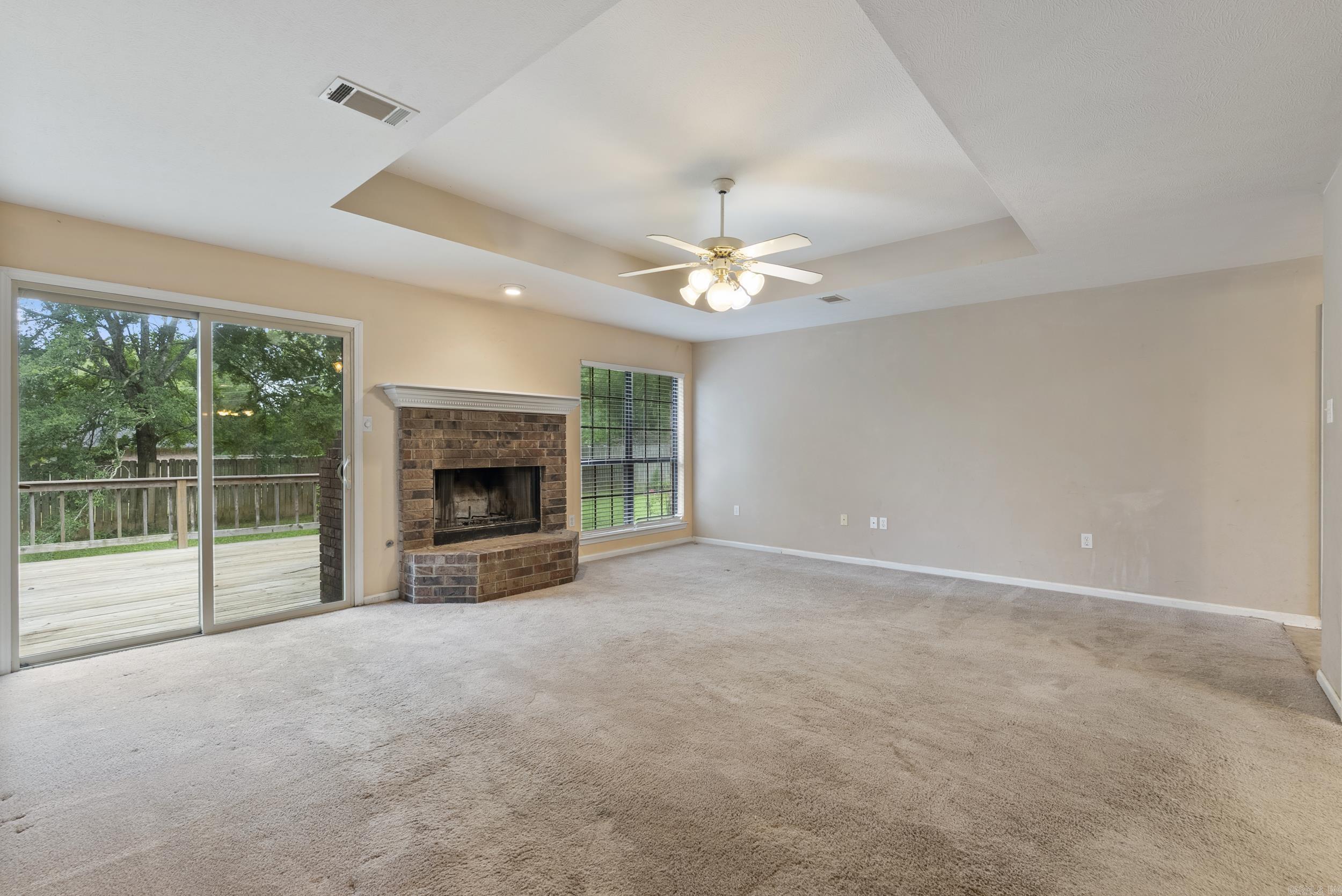 53 E Main  Greenbrier, AR