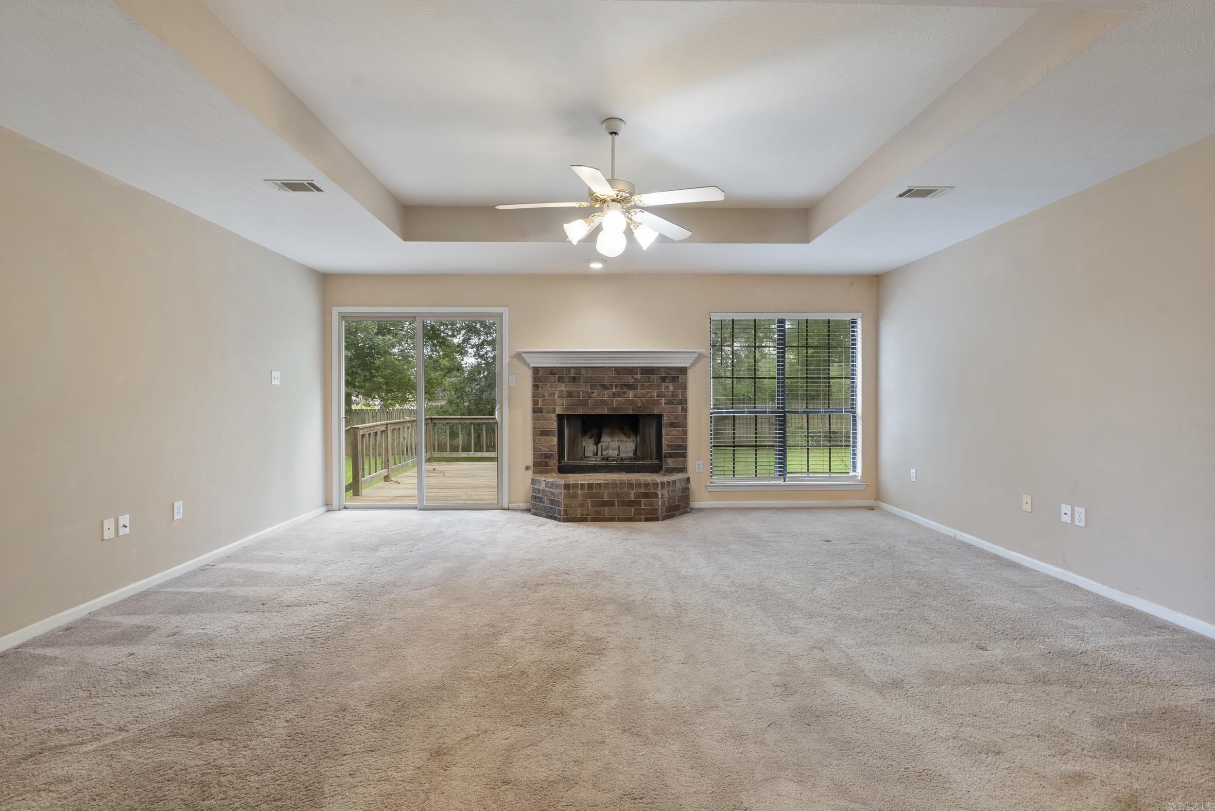 53 E Main  Greenbrier, AR