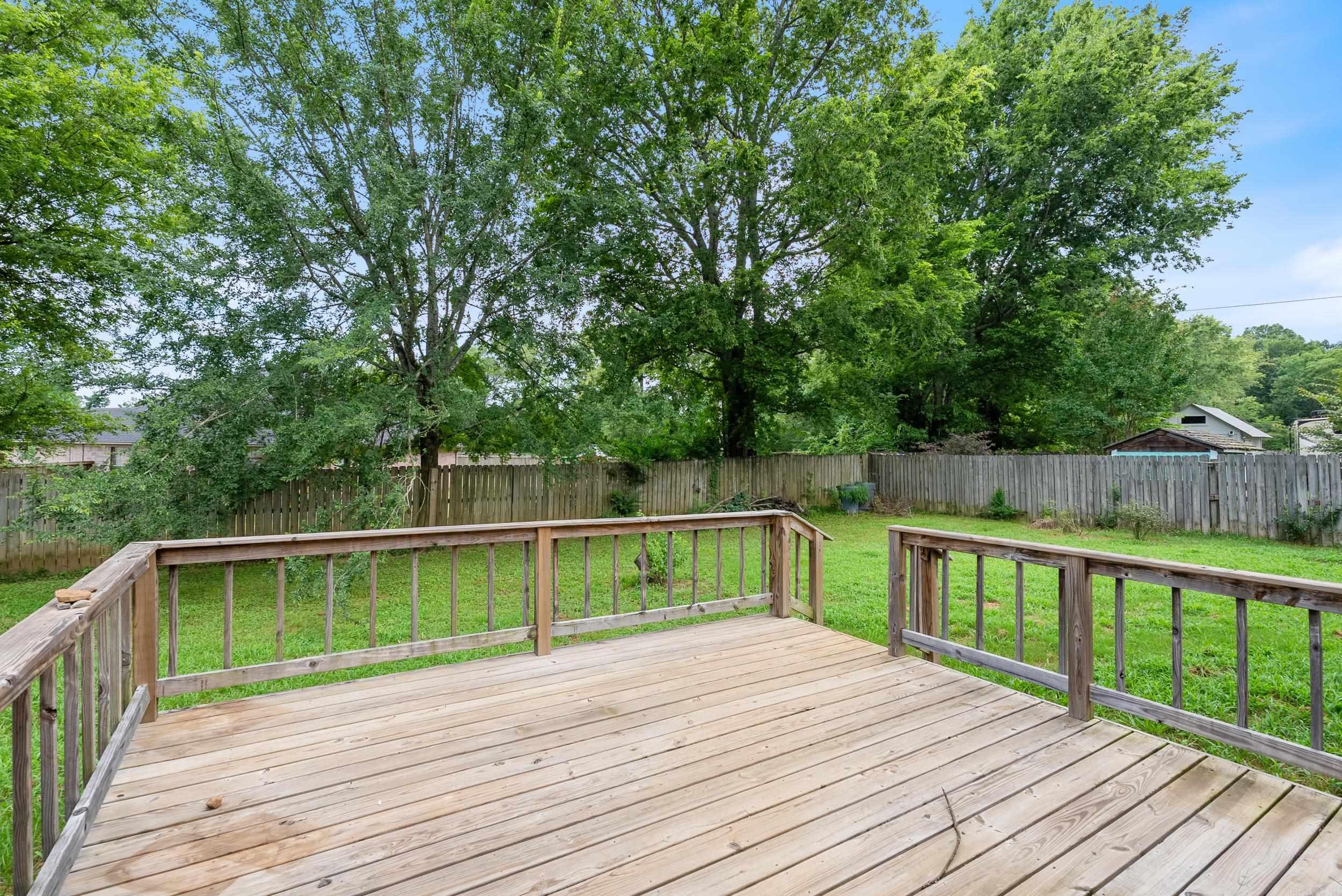 53 E Main  Greenbrier, AR