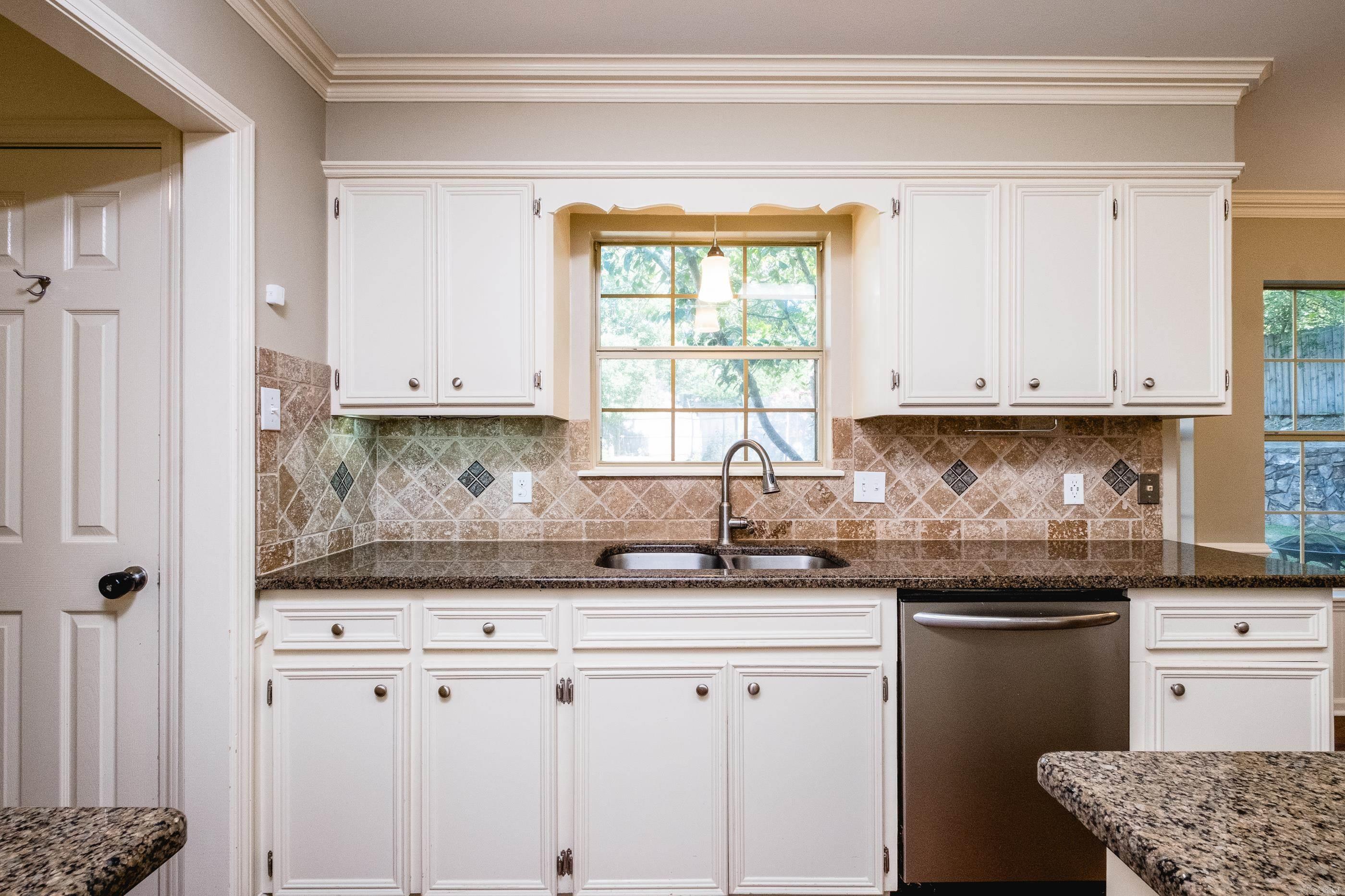 4505 Old Oak  Little Rock, AR