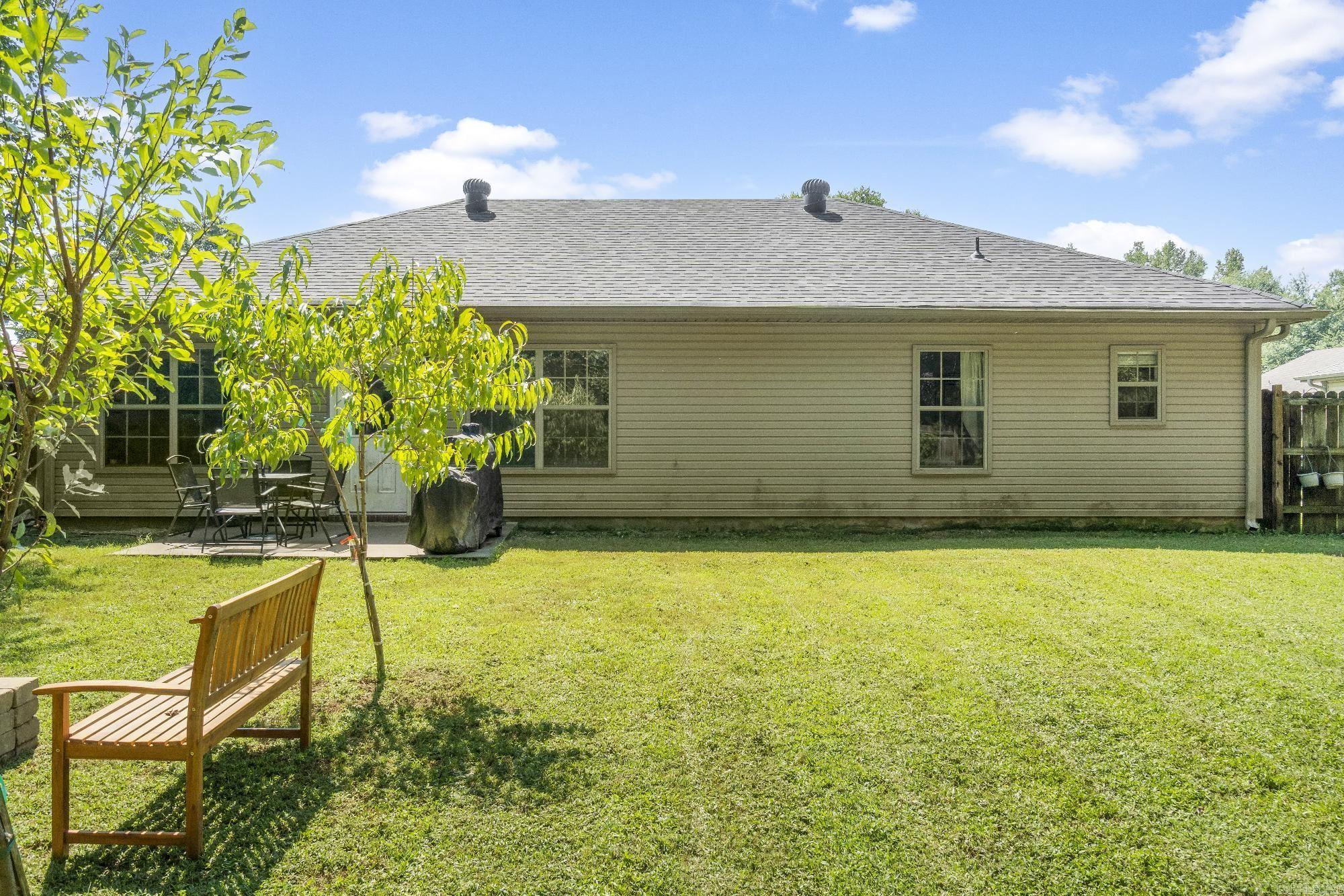 347 Meadow Creek Dr  Benton, AR
