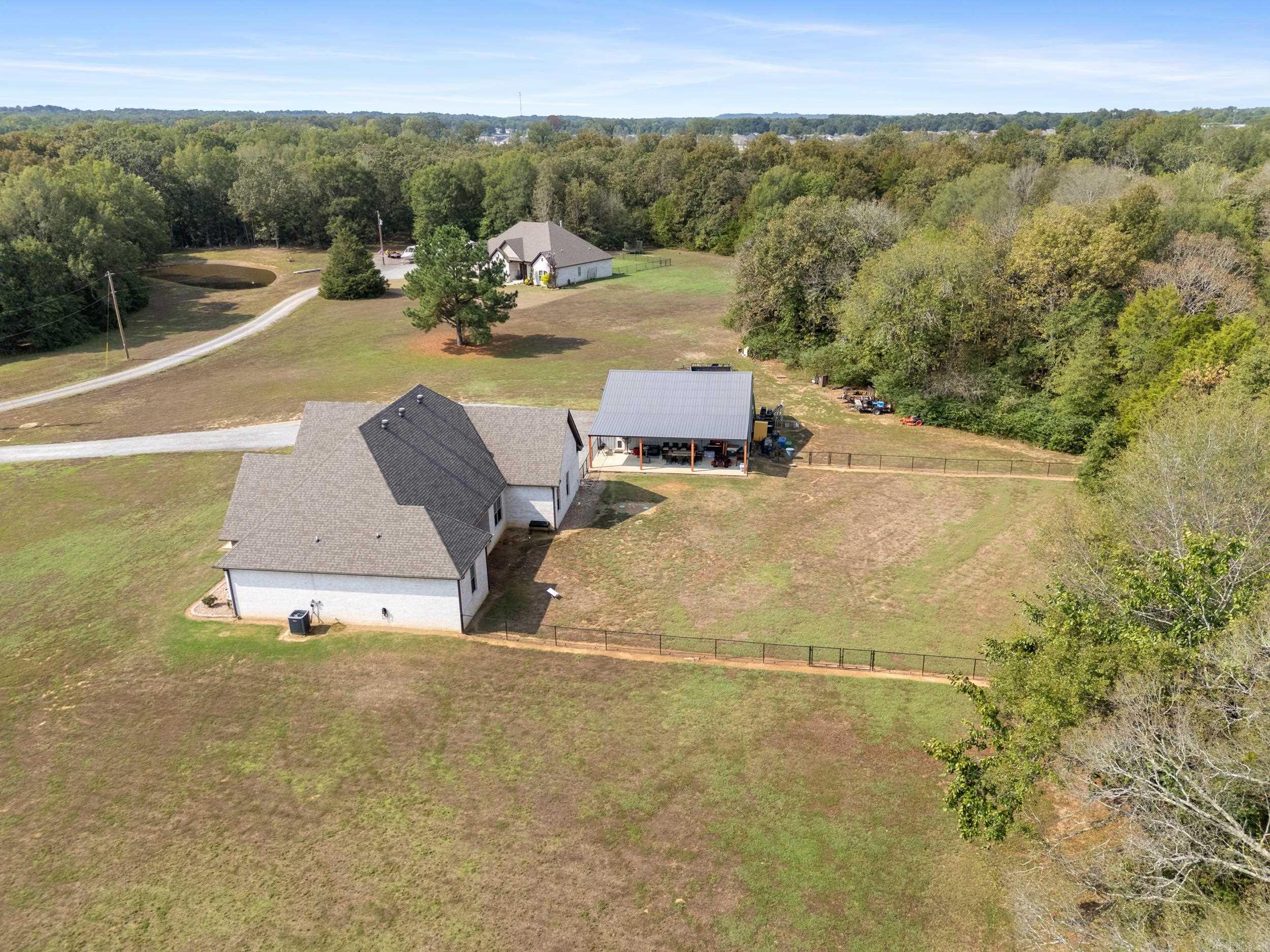 8 Harrington  Greenbrier, AR