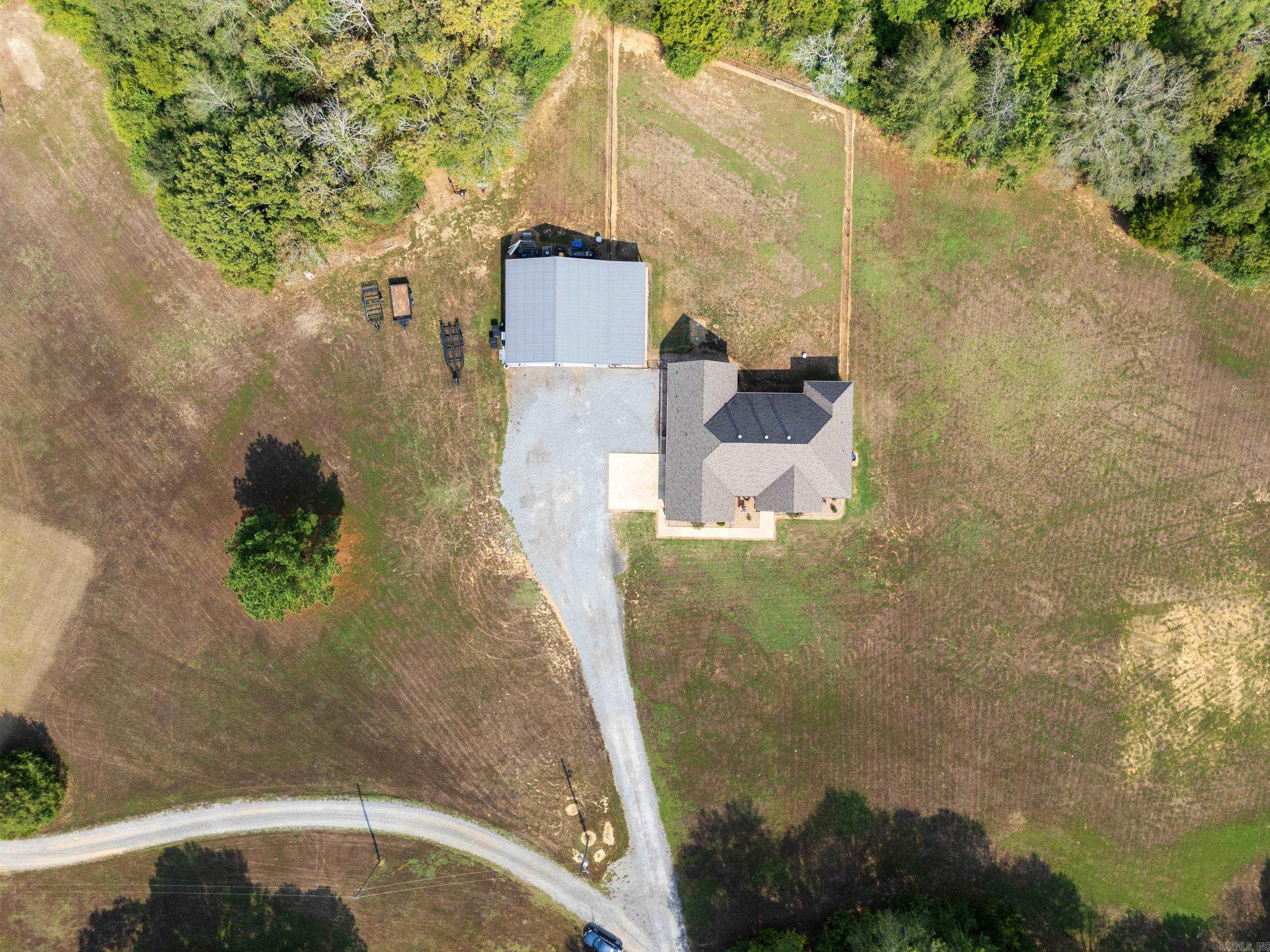 8 Harrington  Greenbrier, AR