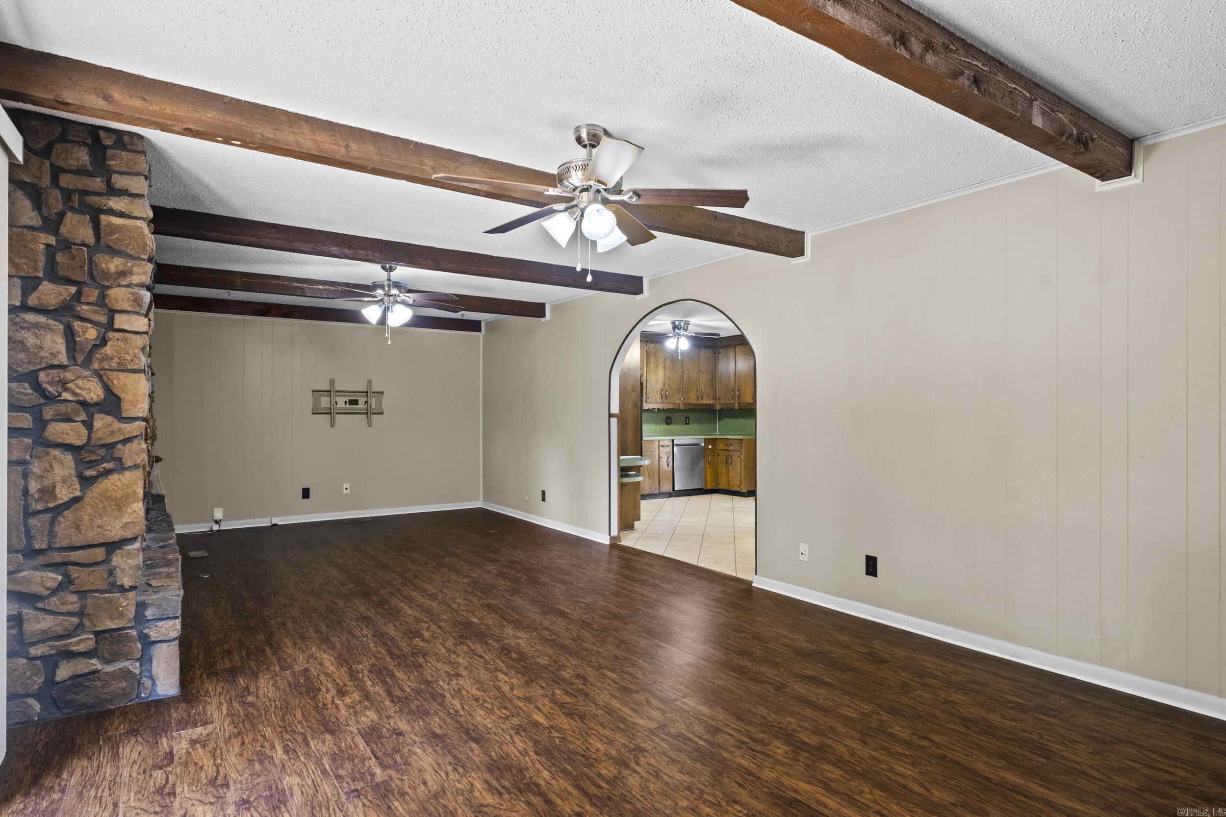 5605 N Walnut  North Little Rock, AR