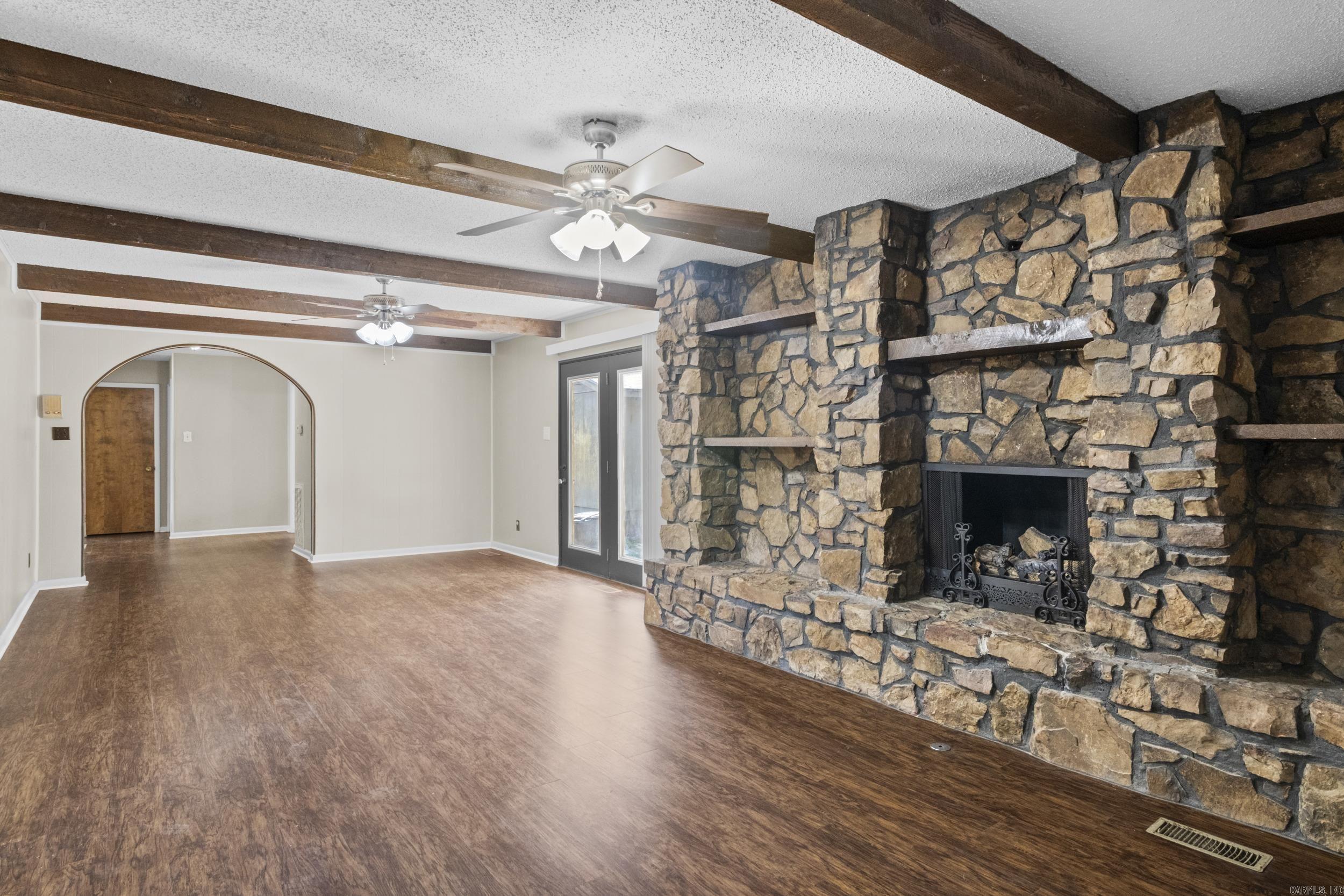 5605 N Walnut  North Little Rock, AR