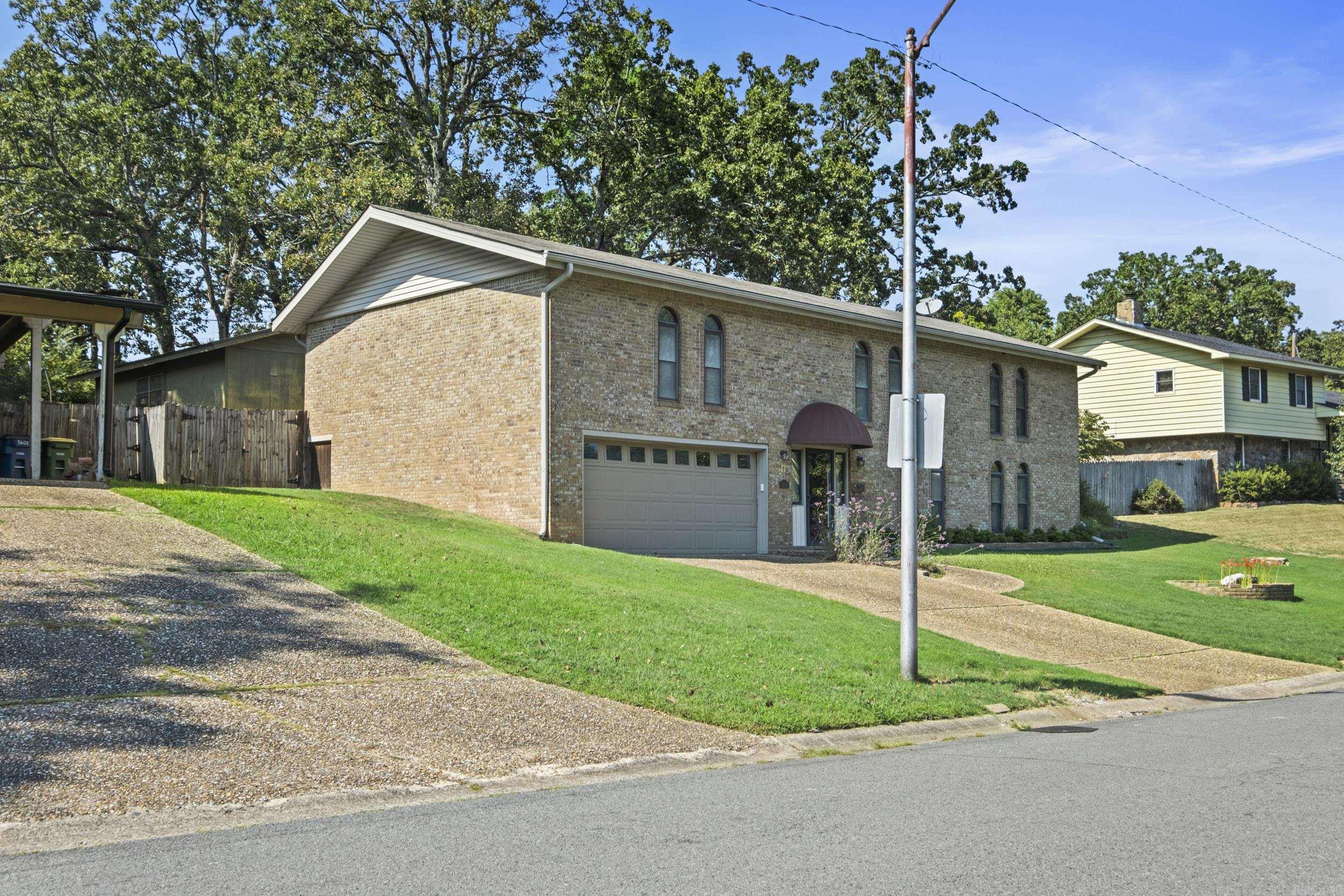 5605 N Walnut  North Little Rock, AR
