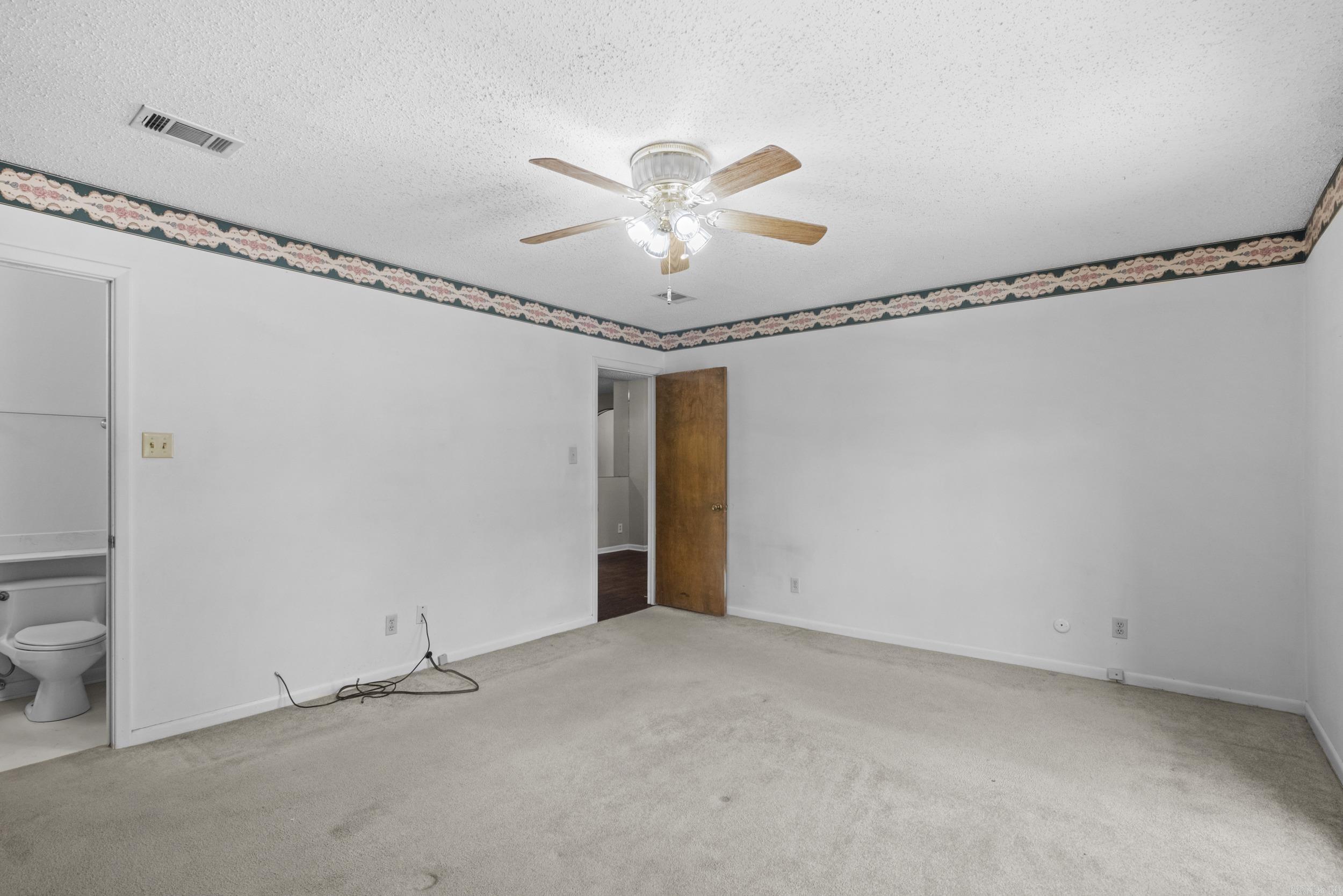 5605 N Walnut  North Little Rock, AR