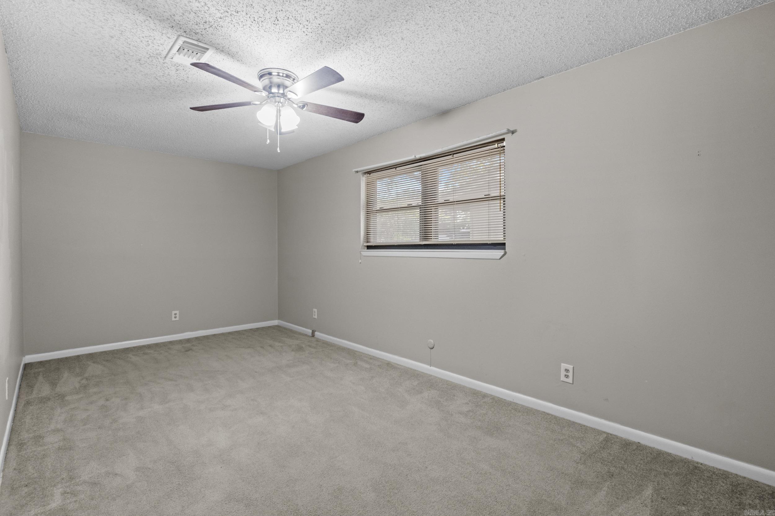 5605 N Walnut  North Little Rock, AR
