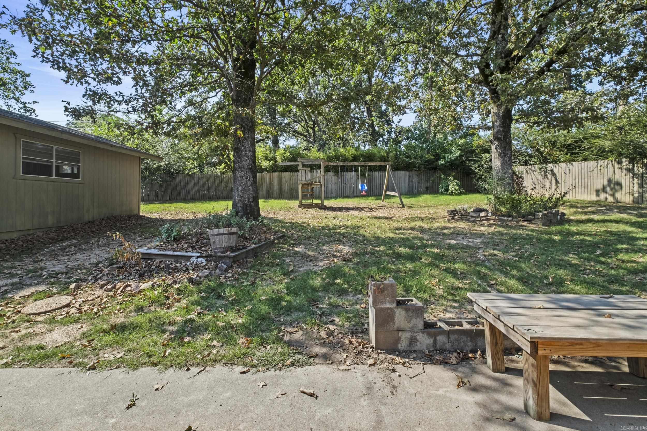 5605 N Walnut  North Little Rock, AR