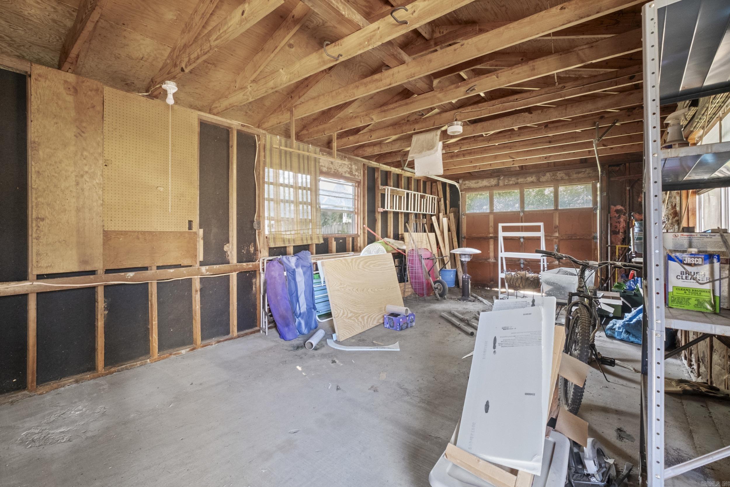 5605 N Walnut  North Little Rock, AR