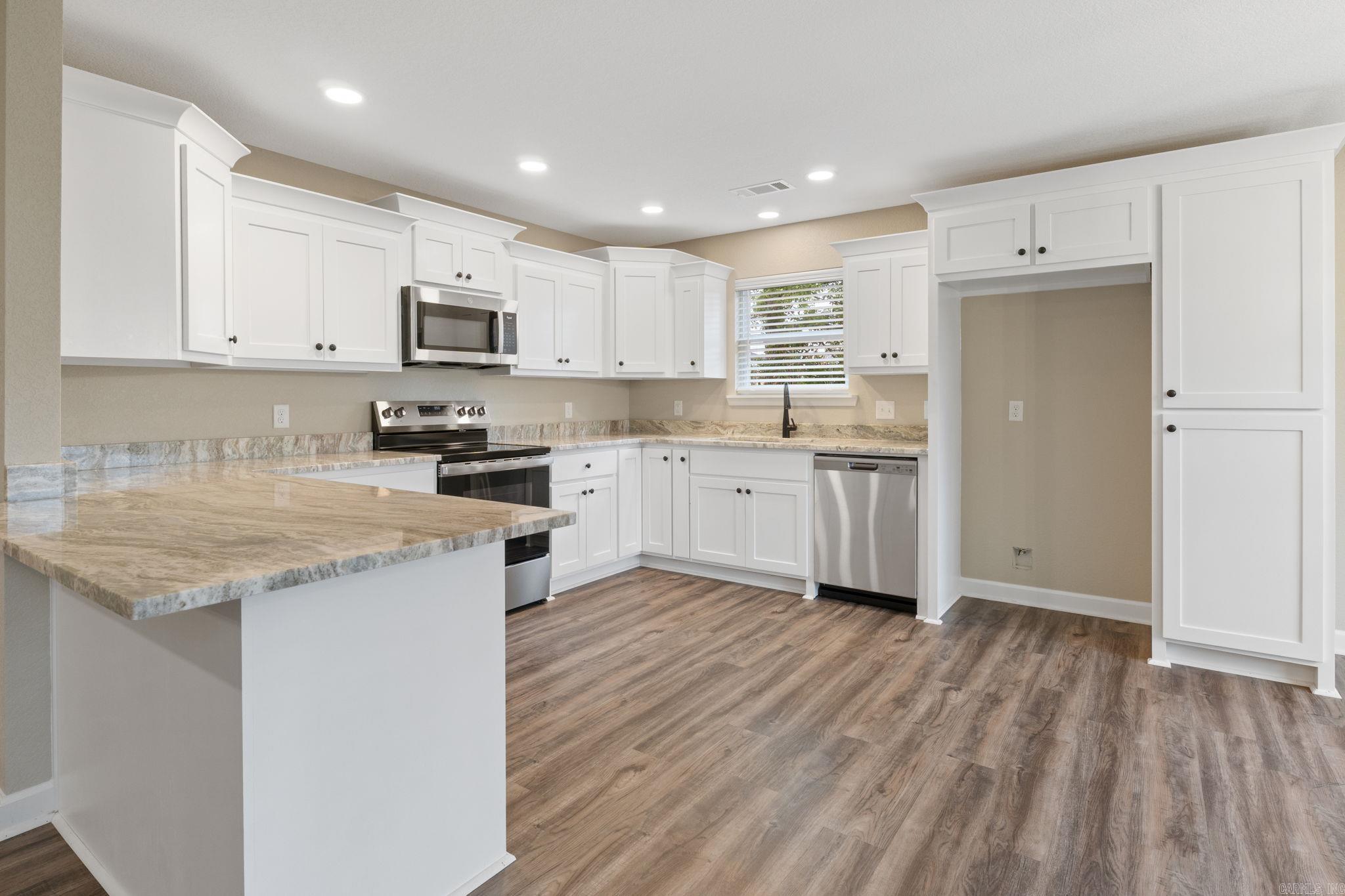 4039 Creek Top  Bauxite, AR