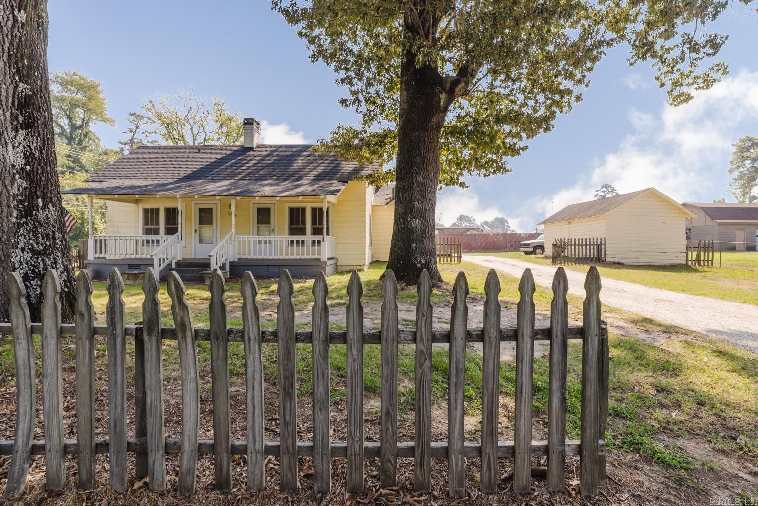 2719 Old Congo  Benton, AR