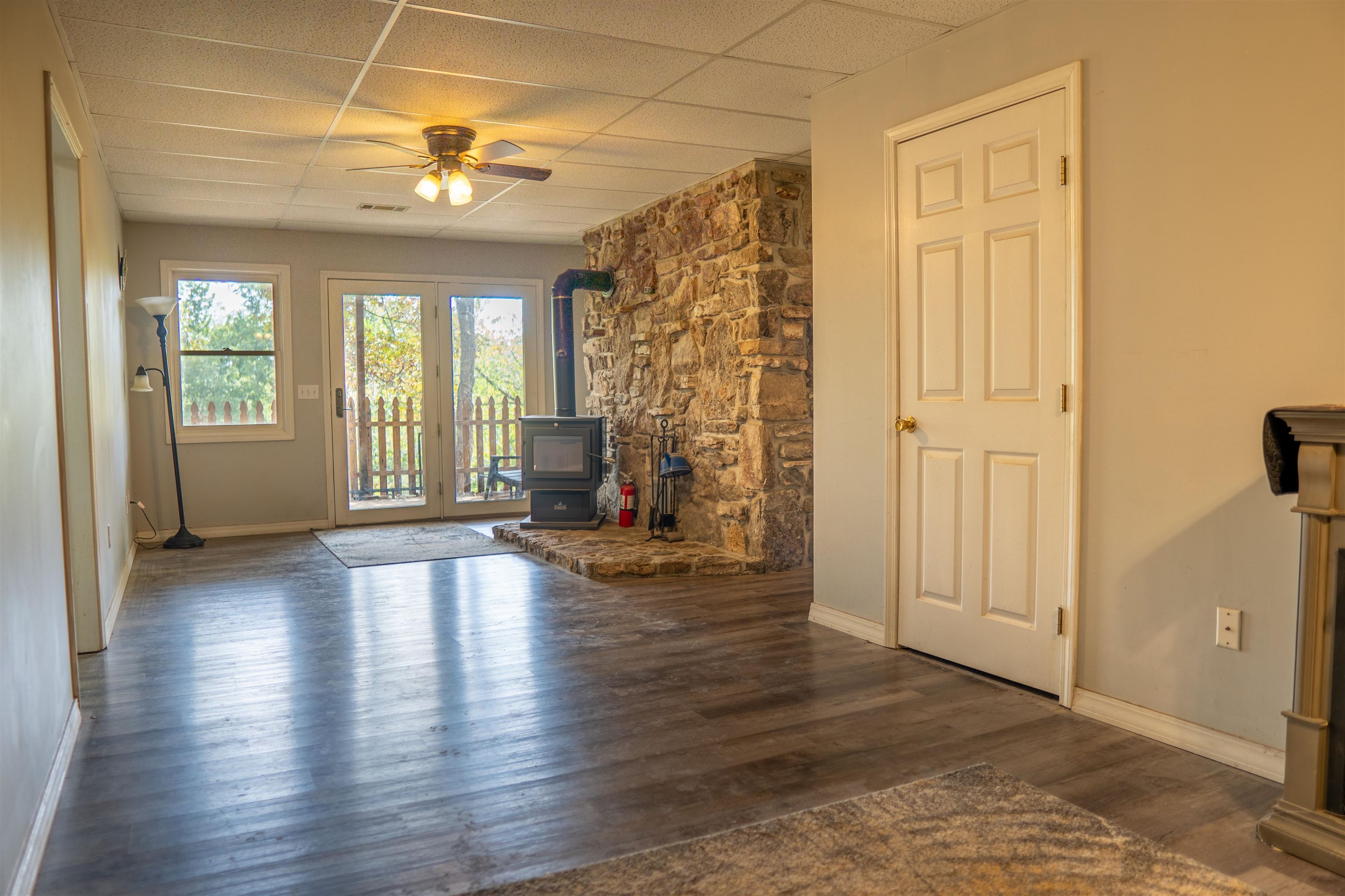 1100 River Hill Rd  Glencoe, AR