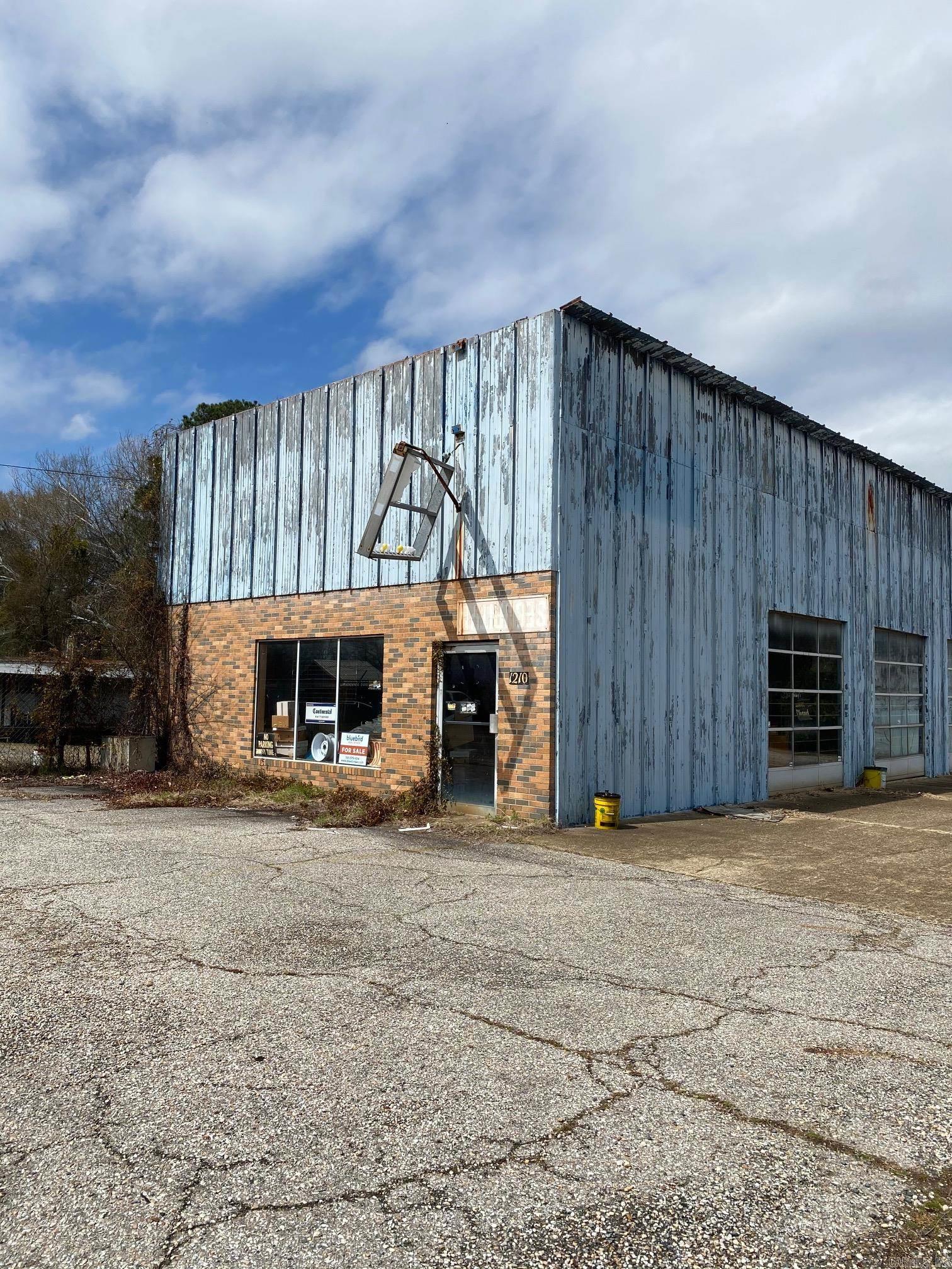1210 Page  Malvern, AR