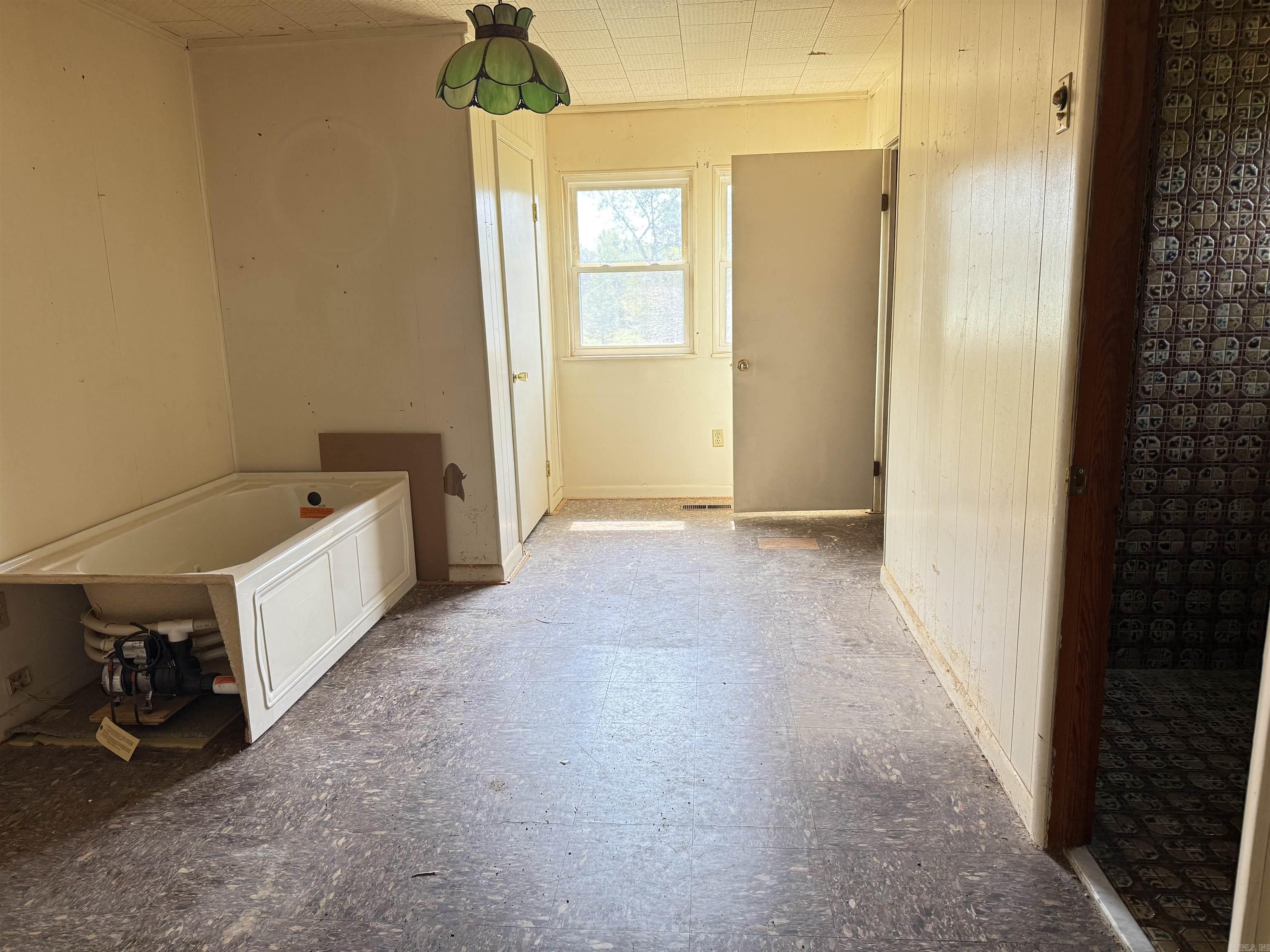 696 Mulberry Salem  Benton, AR