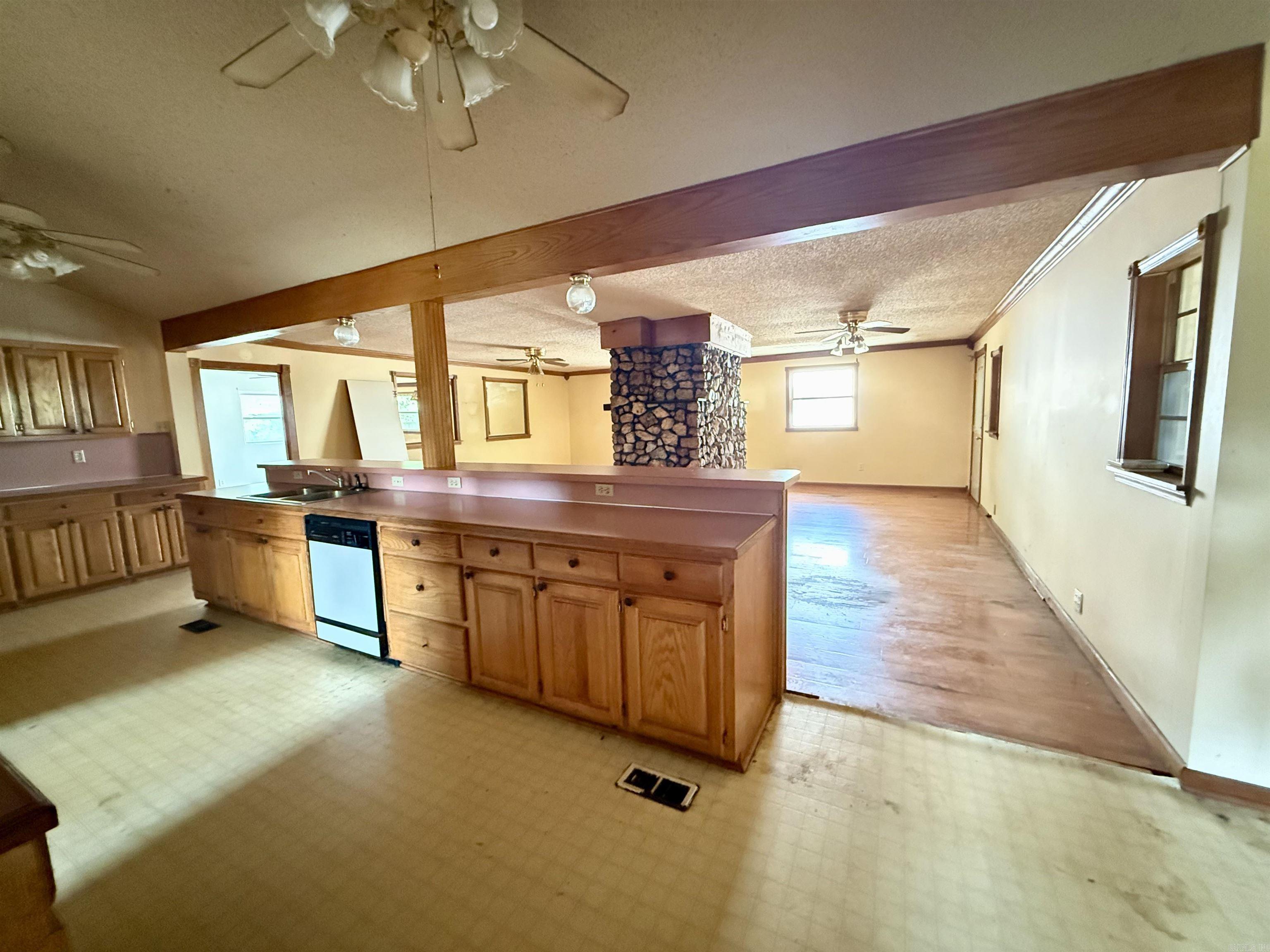 696 Mulberry Salem  Benton, AR