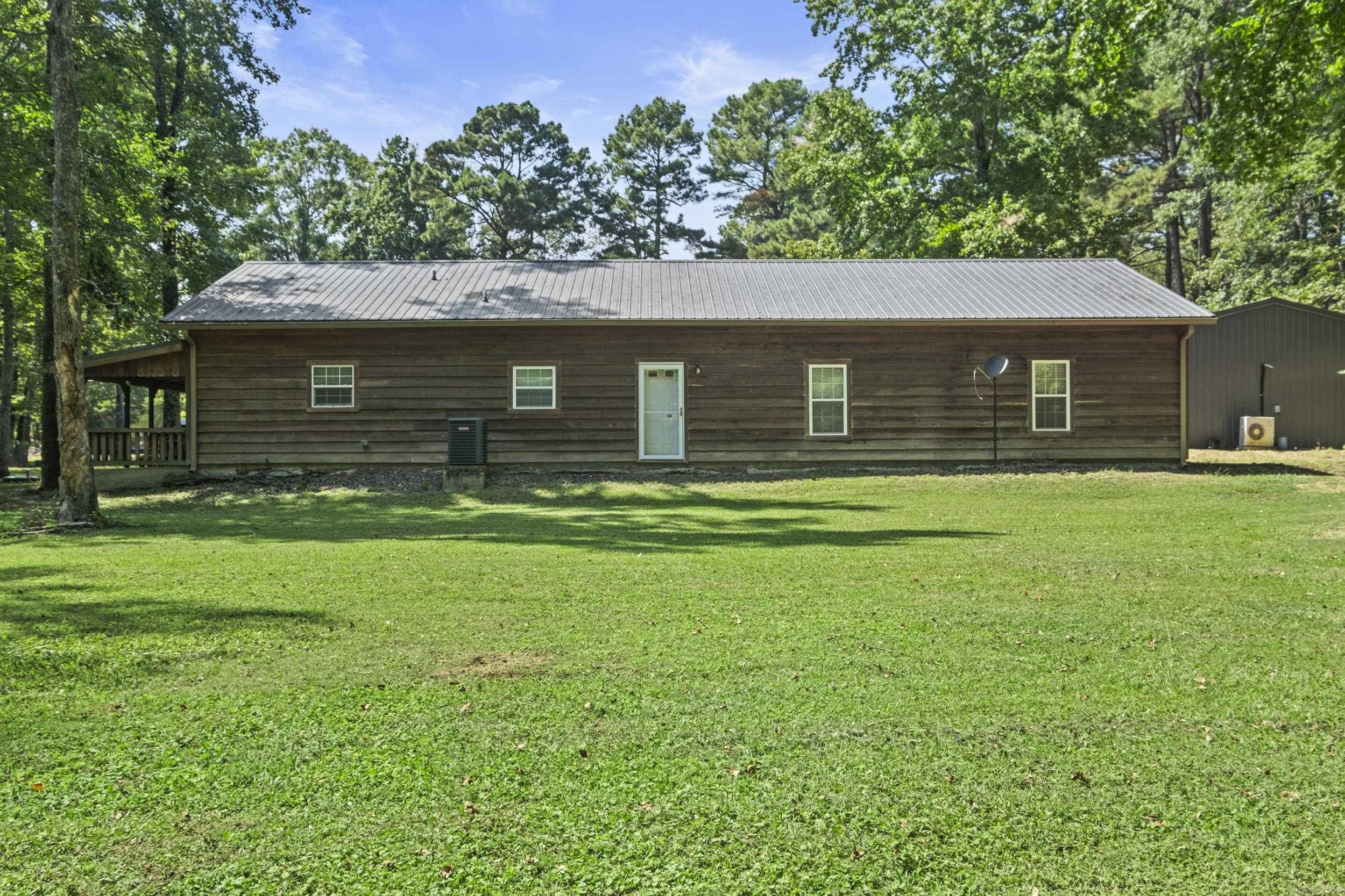 3709 Sandhill  Cabot, AR