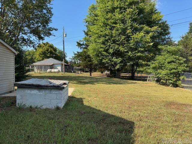 77 Mock  Maynard, AR