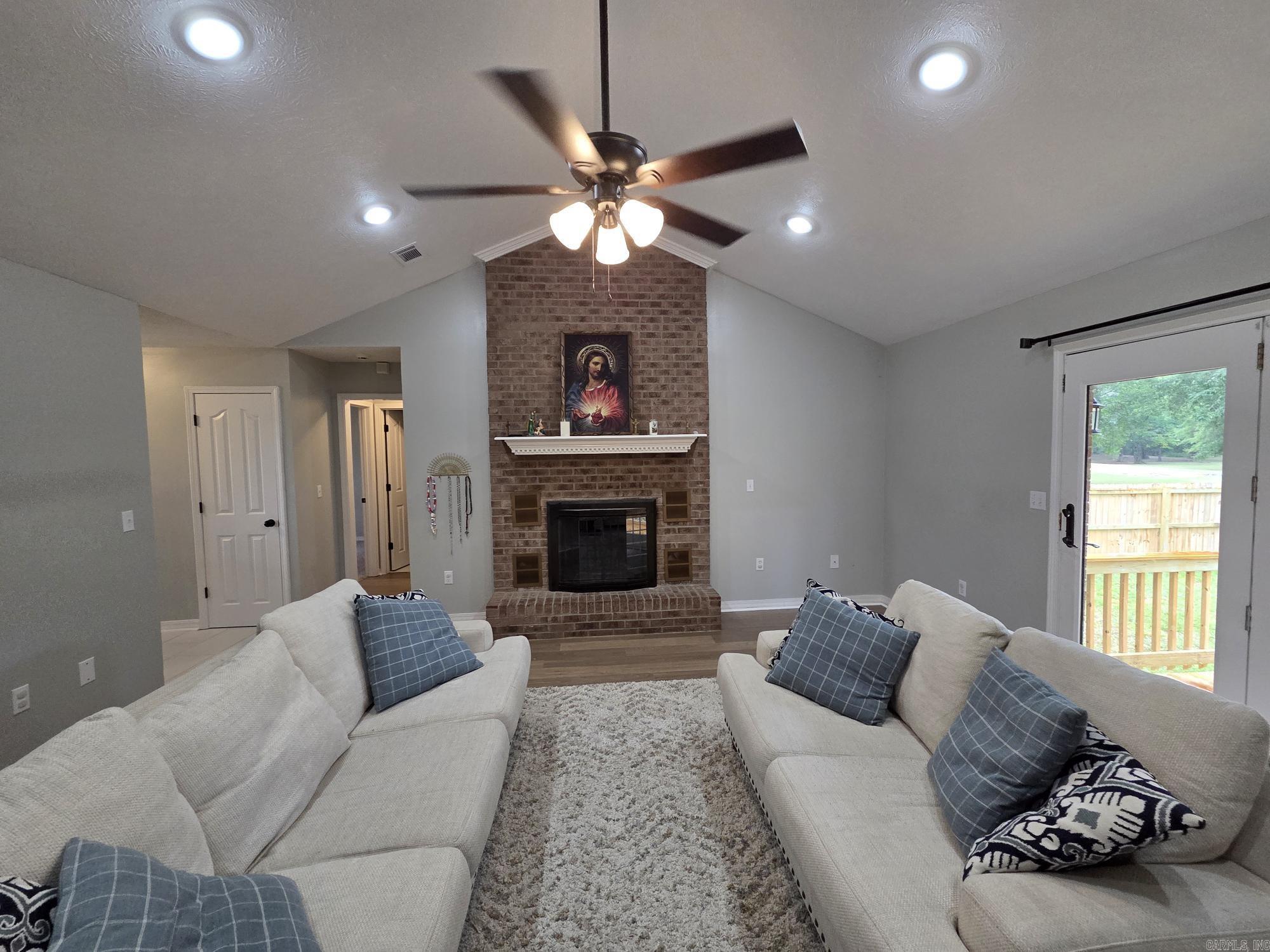 3724 W Hwy 36  Searcy, AR
