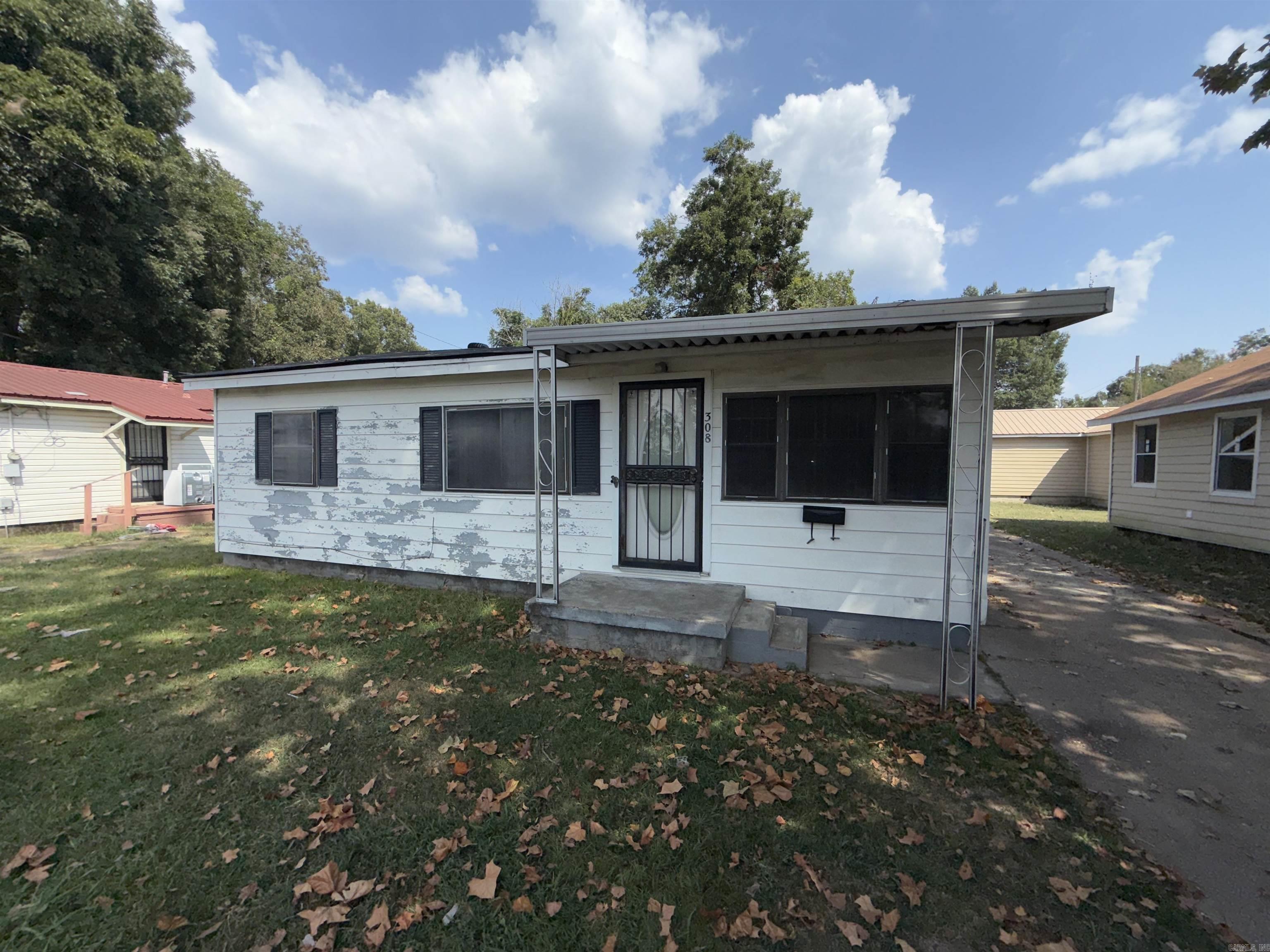 308 N Water  Forrest City, AR