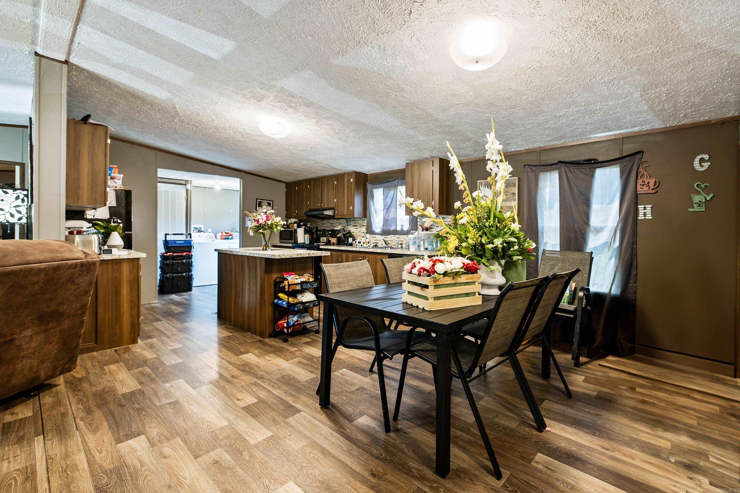 1343 Pine  Haskell, AR