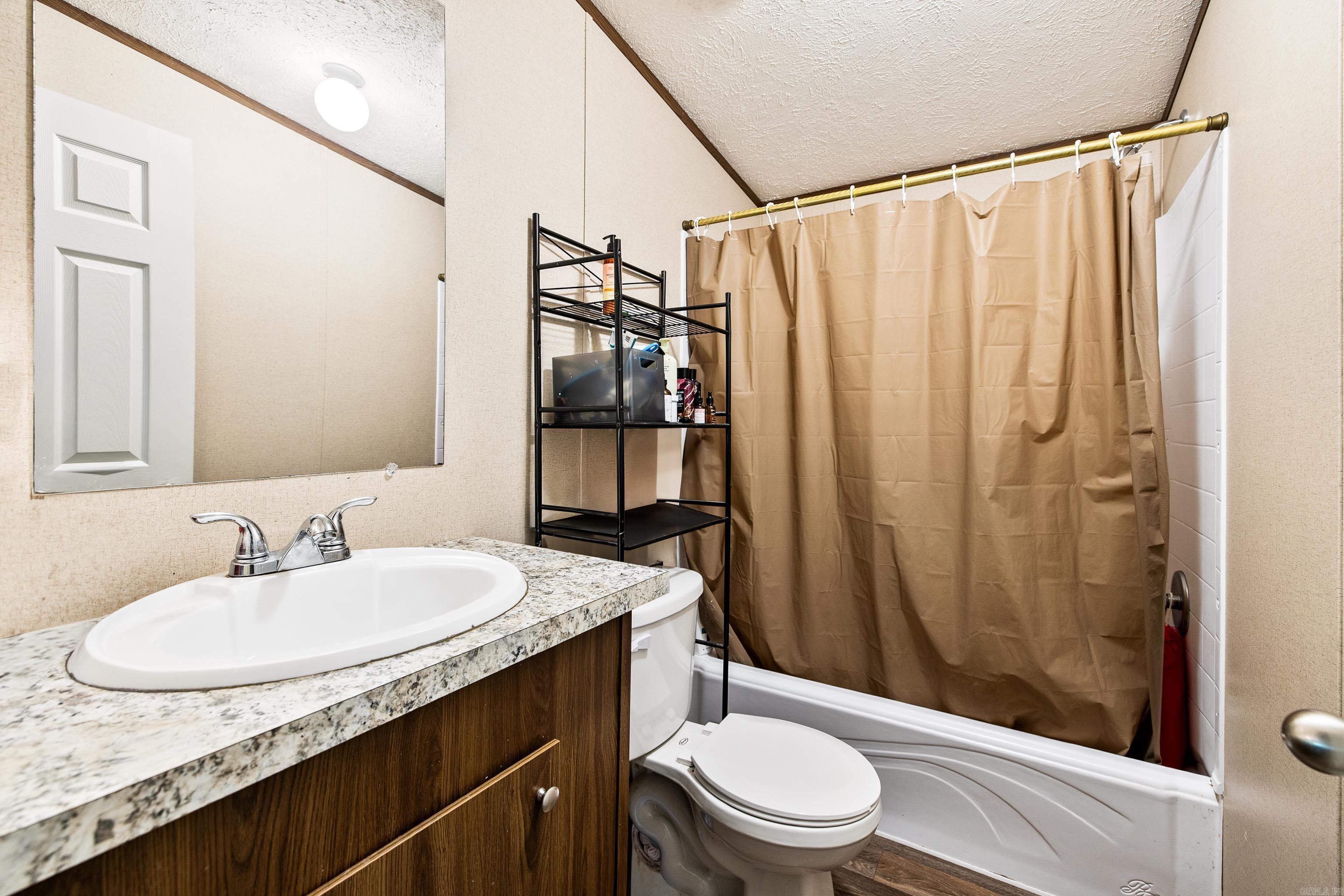 1343 Pine  Haskell, AR