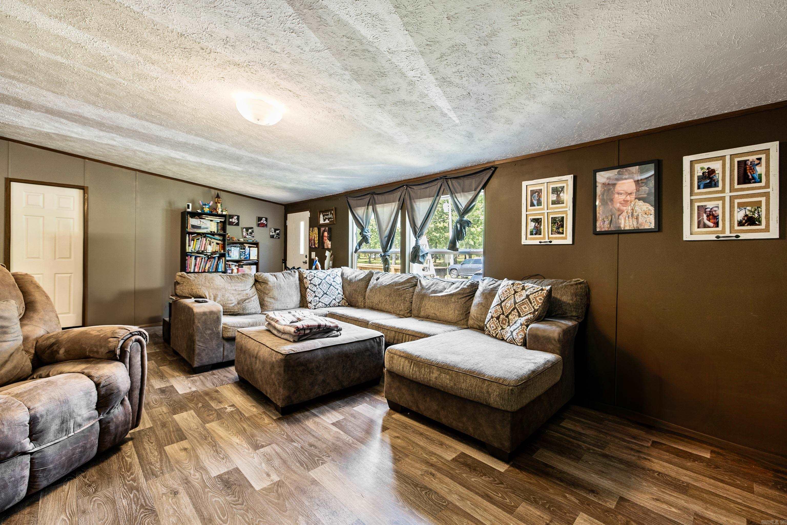 1343 Pine  Haskell, AR