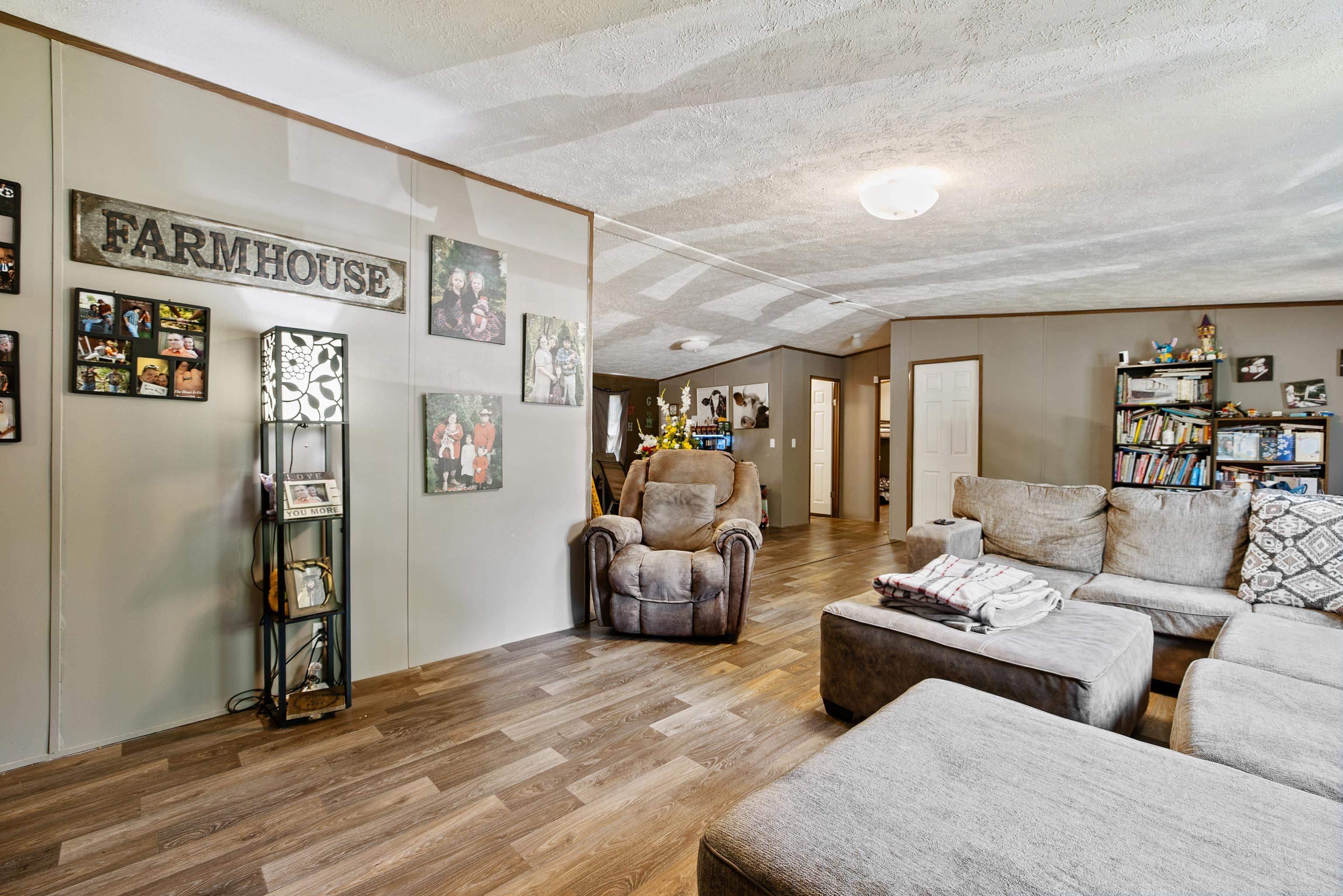 1343 Pine  Haskell, AR