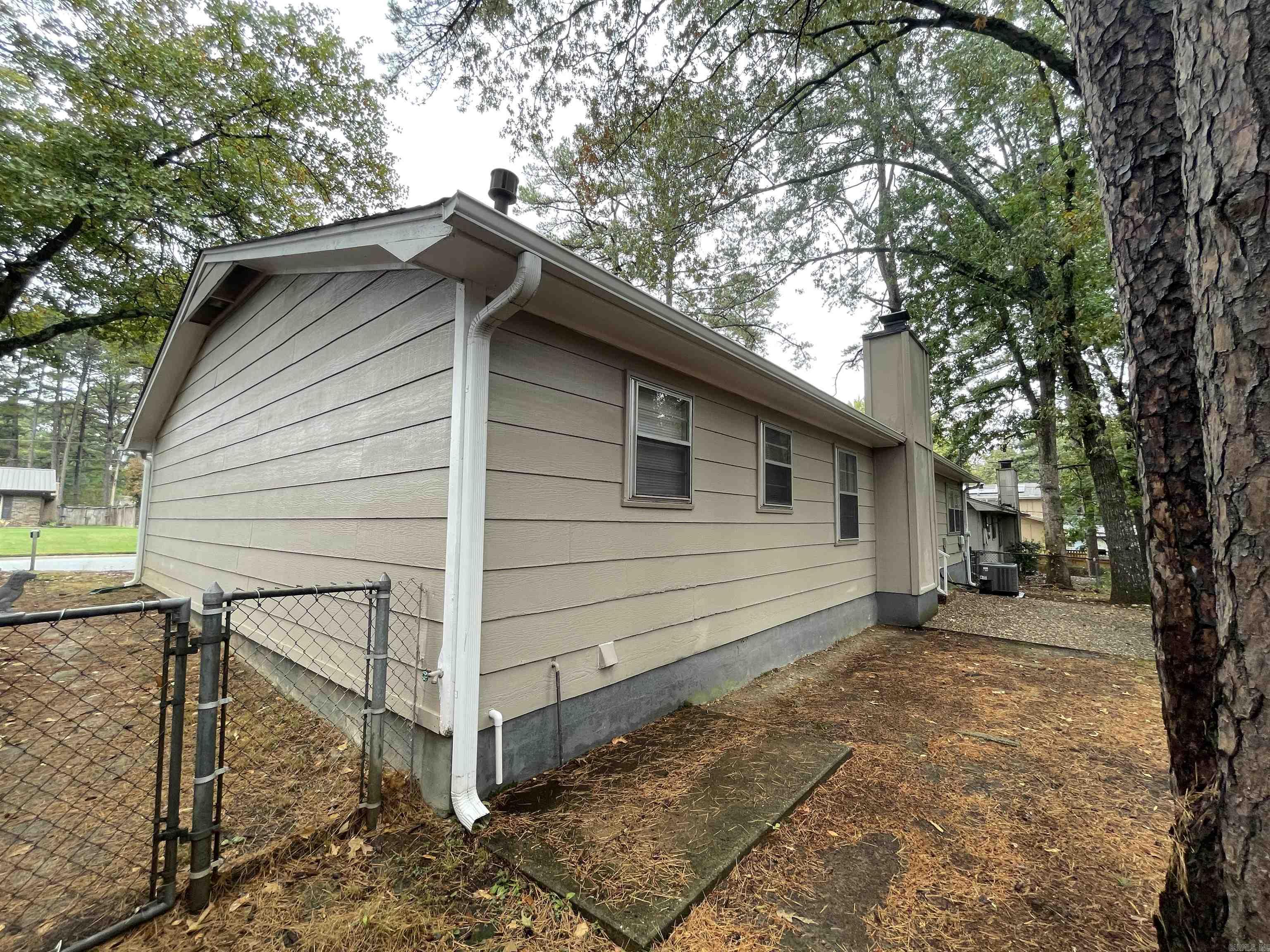 1813 Lynette Dr  Little Rock, AR