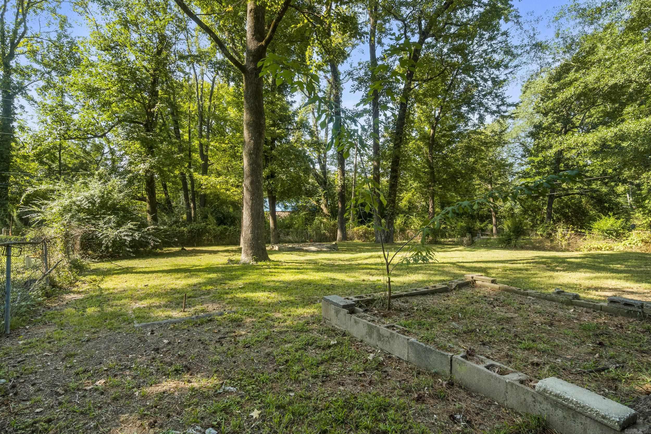 11 Lamont  Little Rock, AR