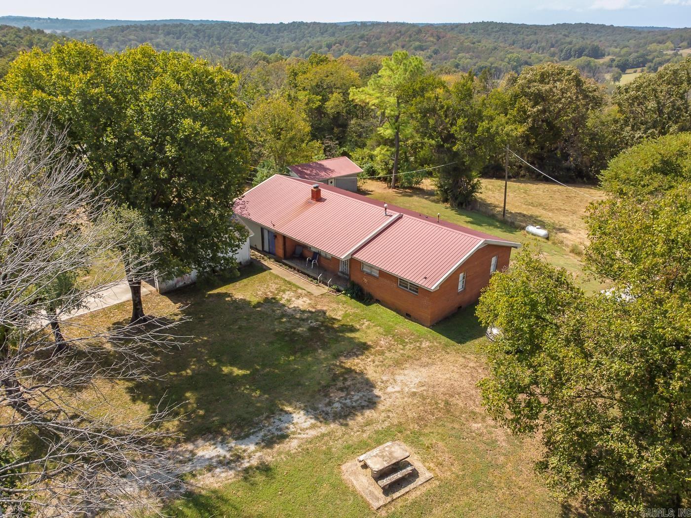19571 W Highway 90  Ravenden, AR