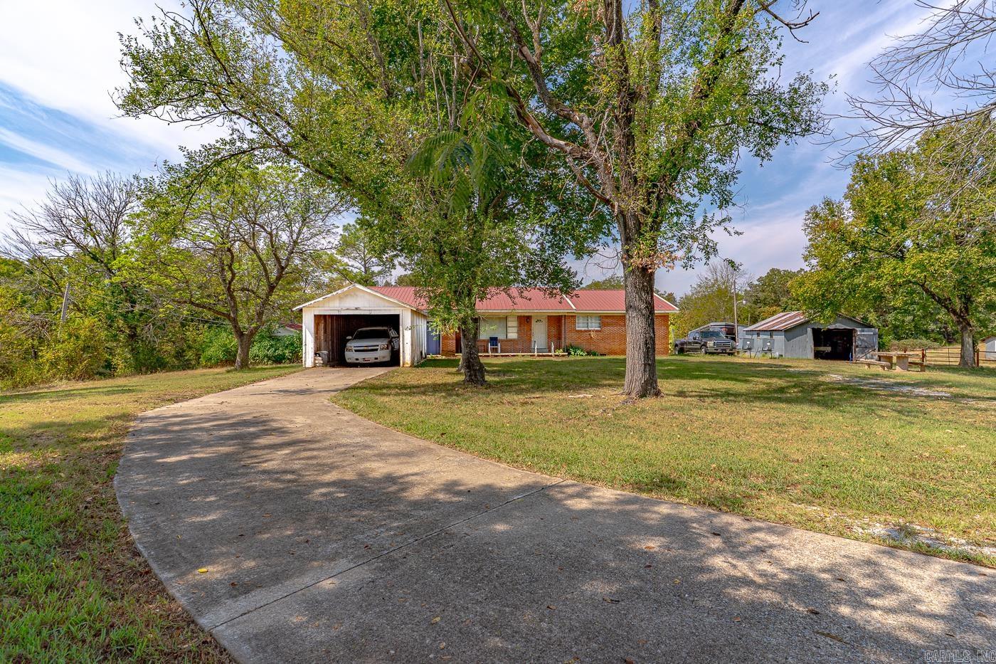 19571 W Highway 90  Ravenden, AR