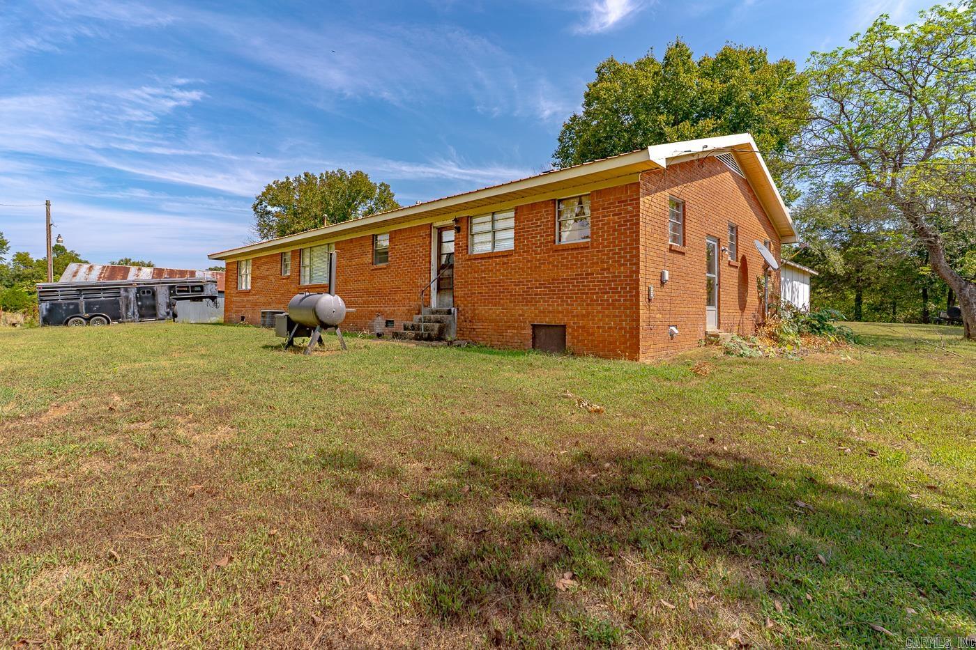 19571 W Highway 90  Ravenden, AR