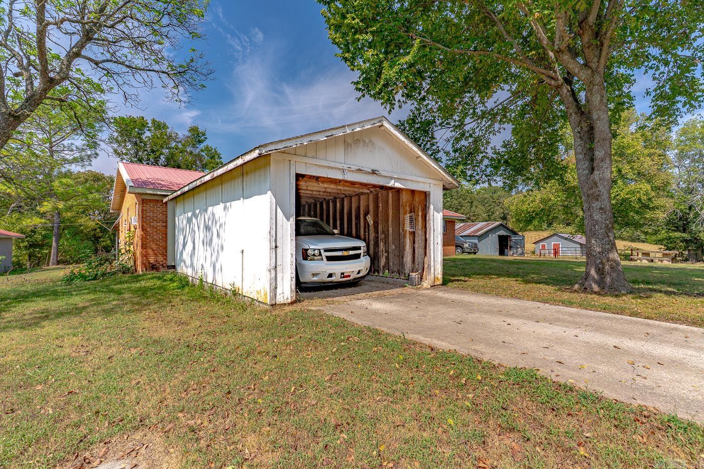 19571 W Highway 90  Ravenden, AR