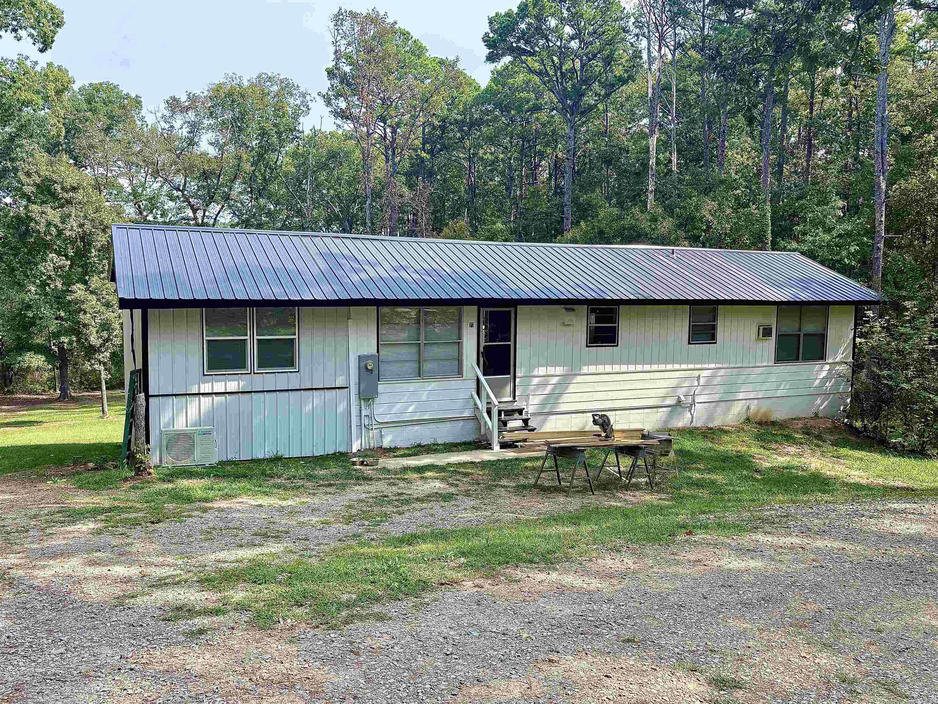 77 E Starfield  Greers Ferry, AR