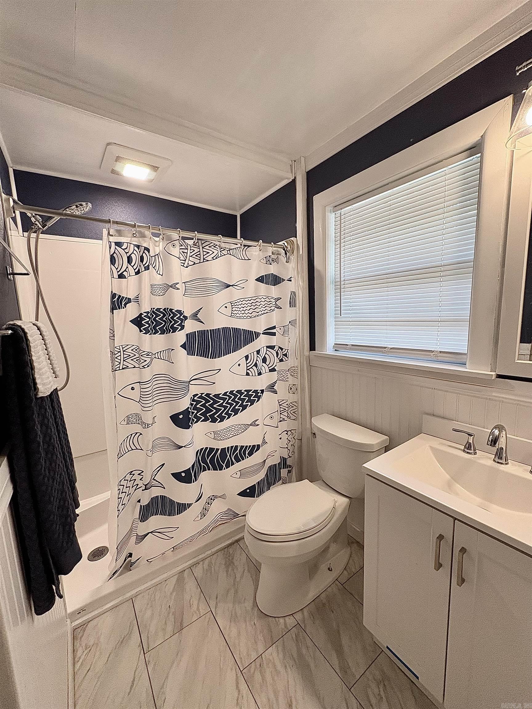 77 E Starfield  Greers Ferry, AR