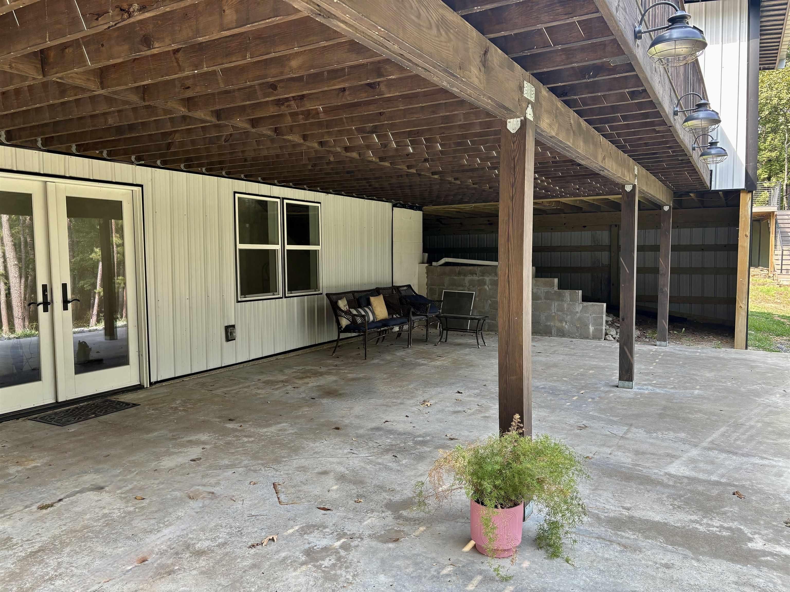 77 E Starfield  Greers Ferry, AR
