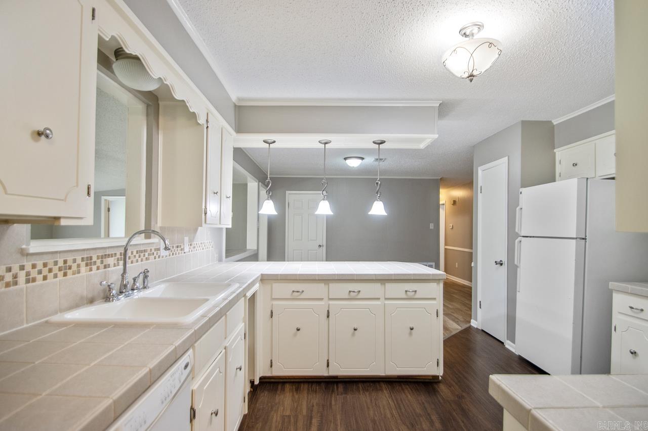 5710 Oakbrook Road  Alexander, AR