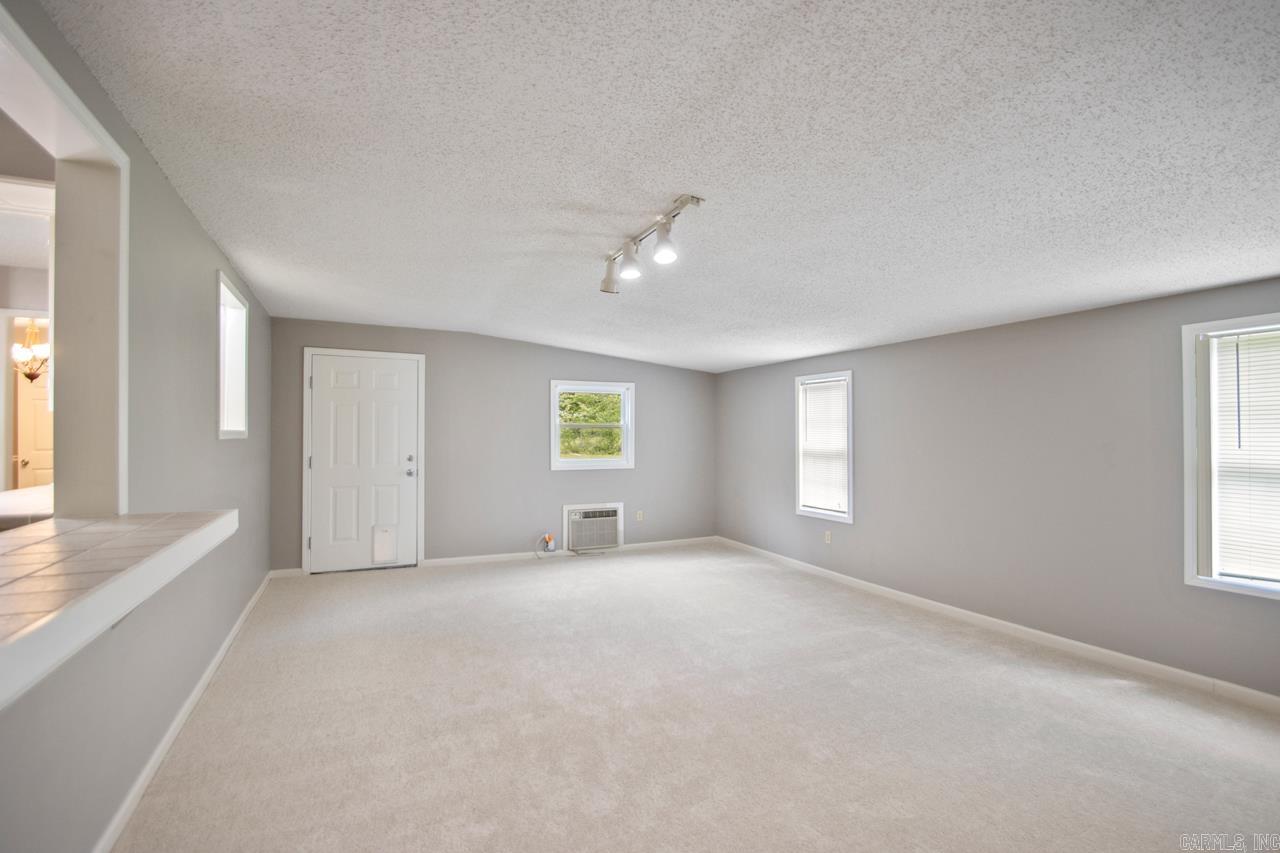 5710 Oakbrook Road  Alexander, AR