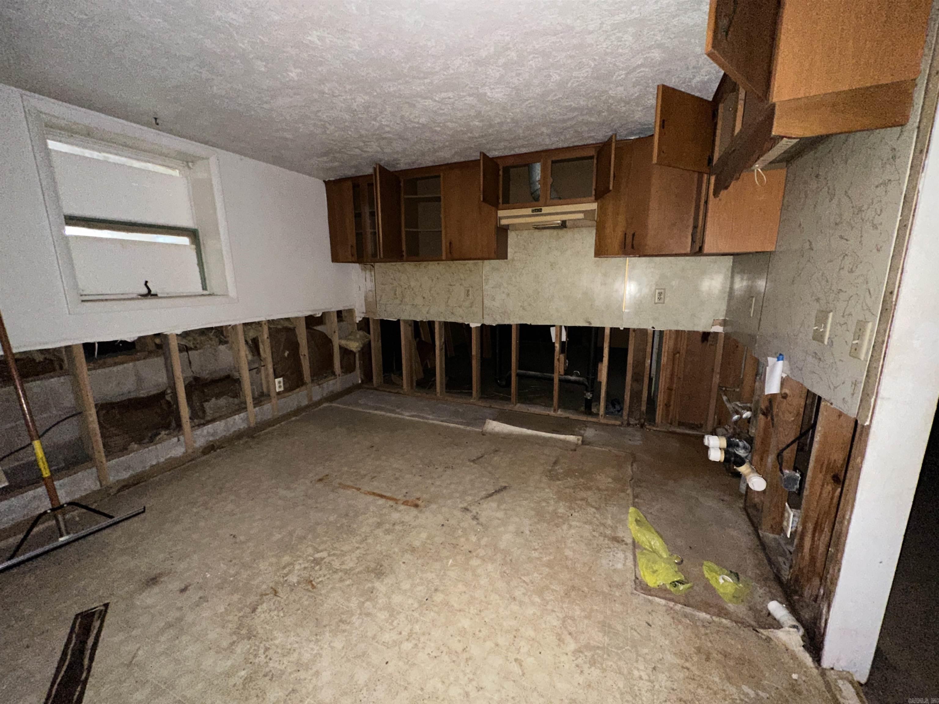 5221 HWY 178  Flippin, AR