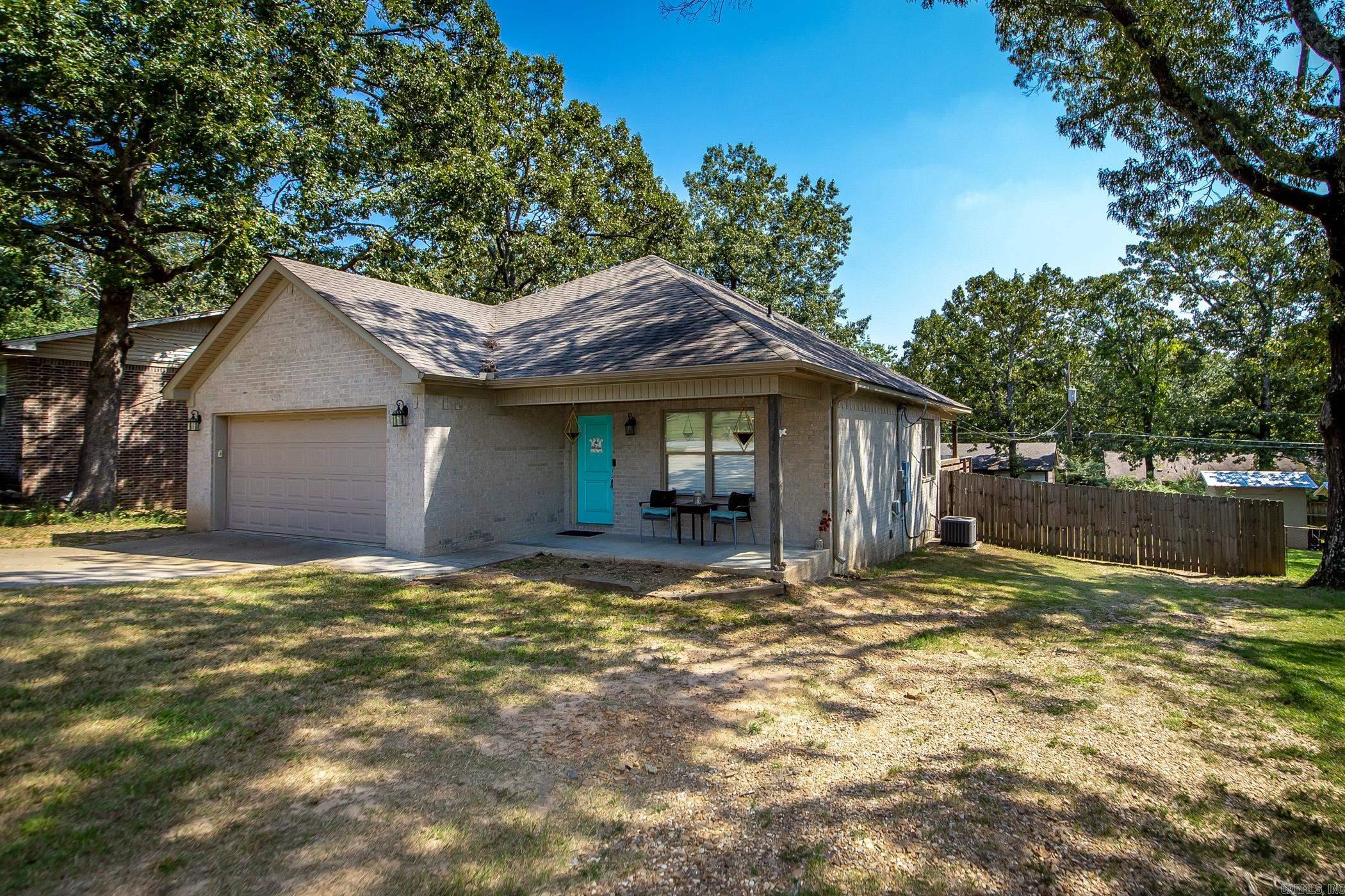 8320 B Holiday  Sherwood, AR