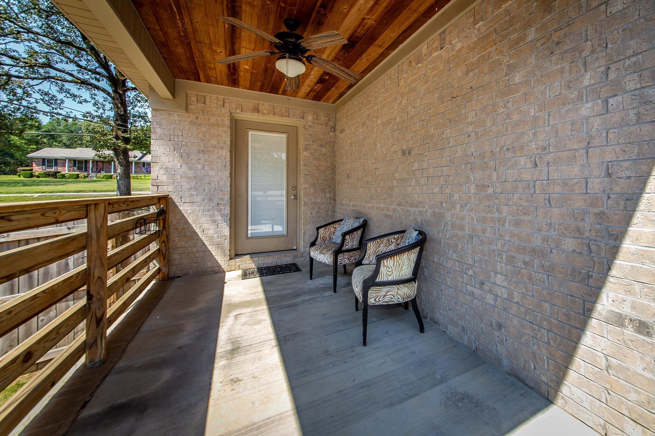 8320 B Holiday  Sherwood, AR