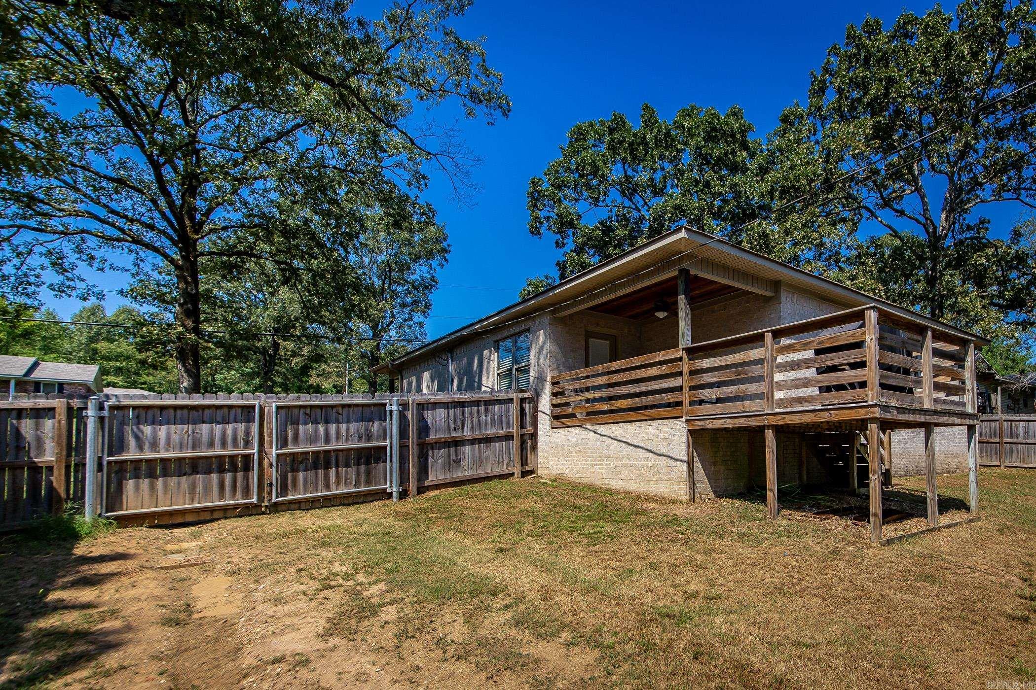 8320 B Holiday  Sherwood, AR