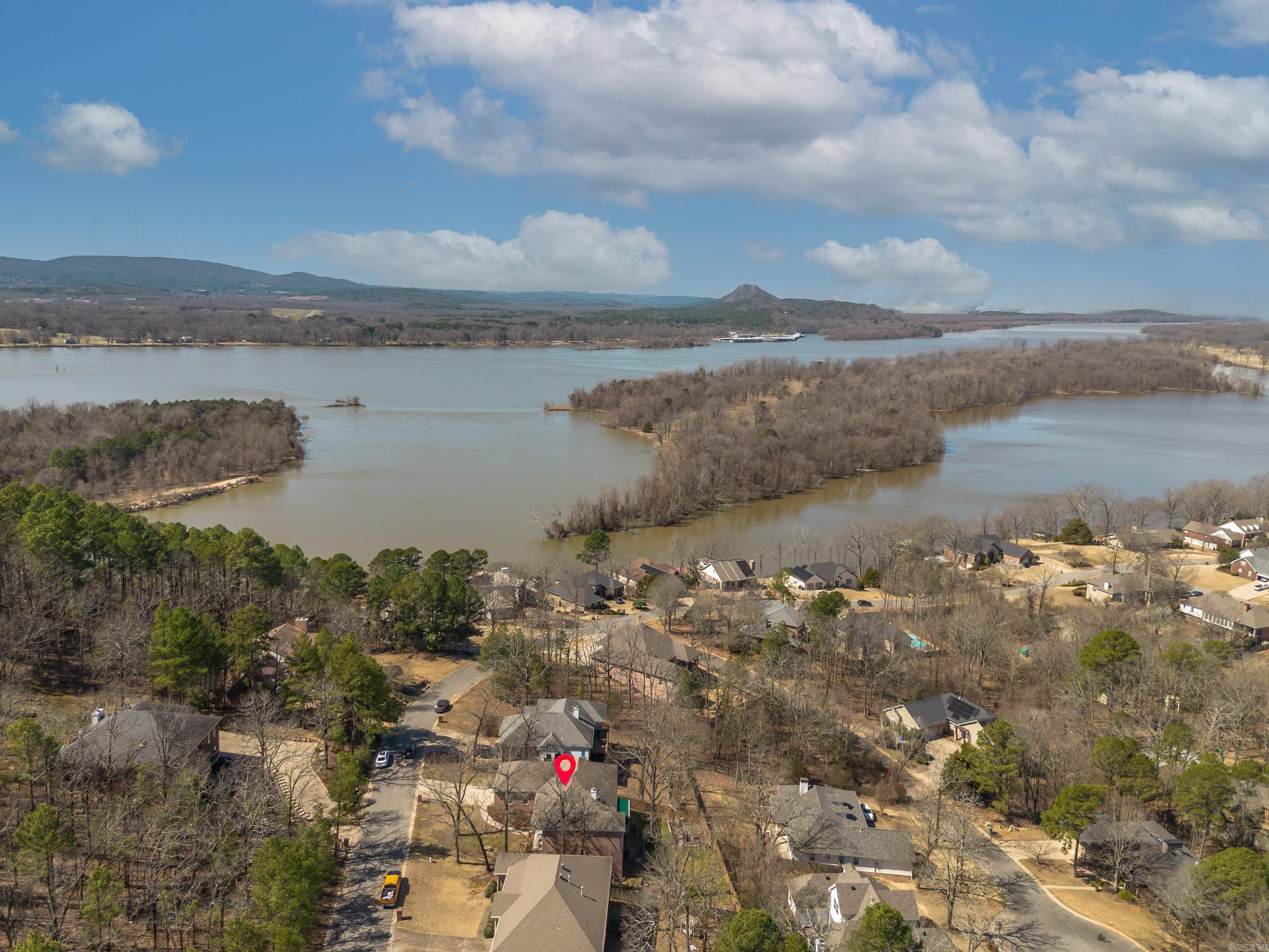 41 Norfork Dr  Maumelle, AR