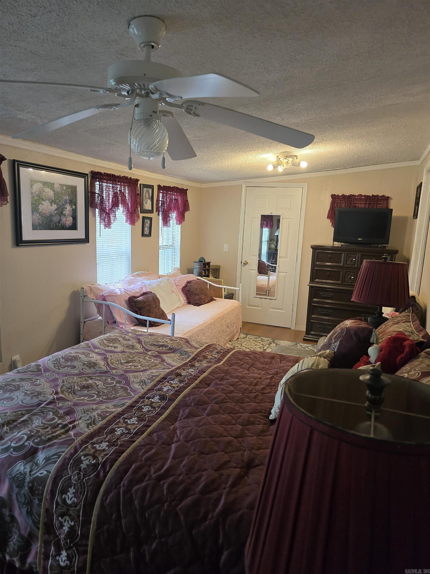 125 Starlight  Romance, AR