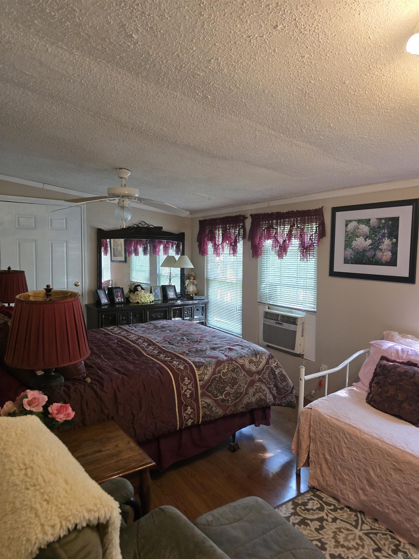 125 Starlight  Romance, AR