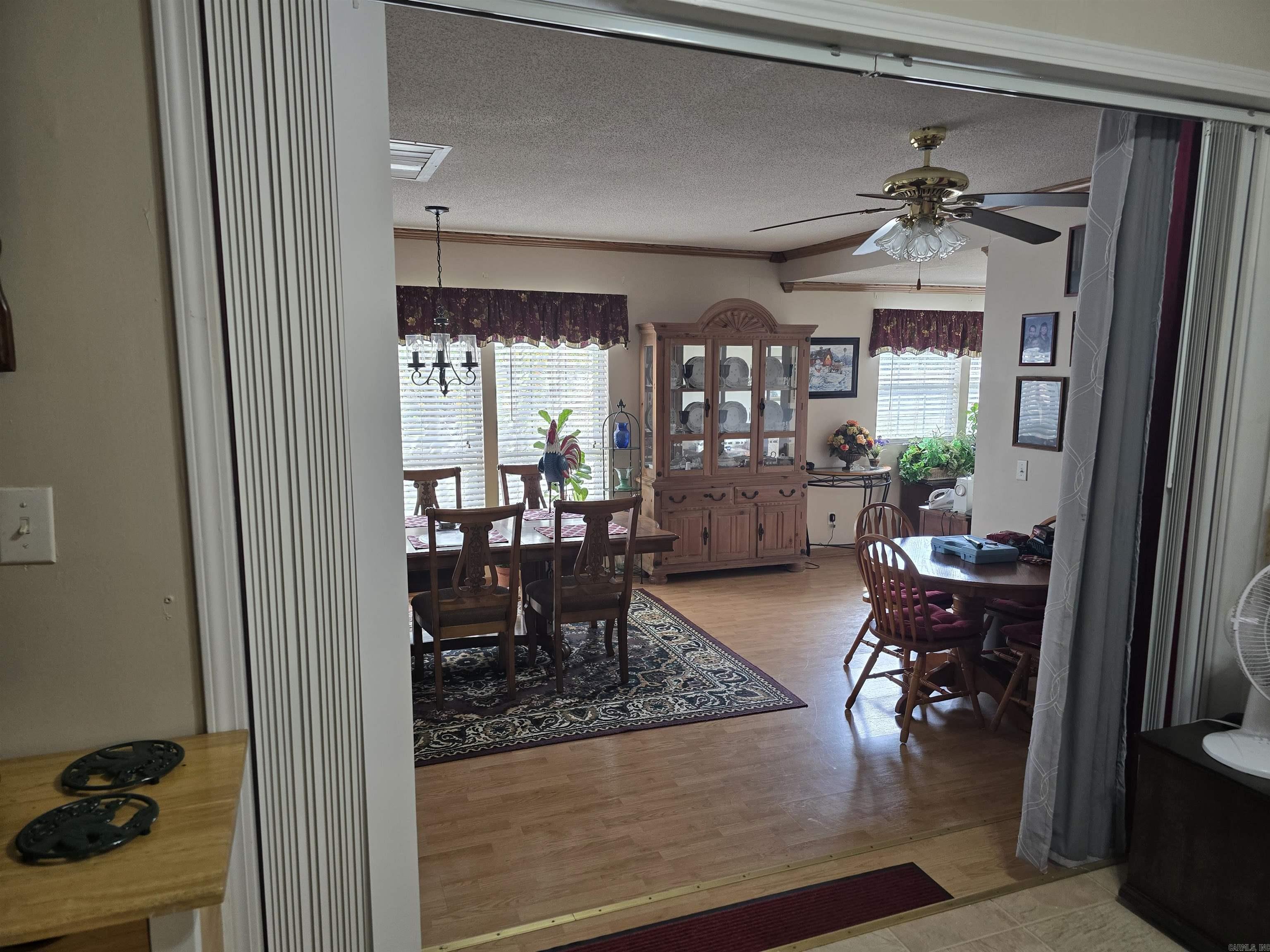 125 Starlight  Romance, AR