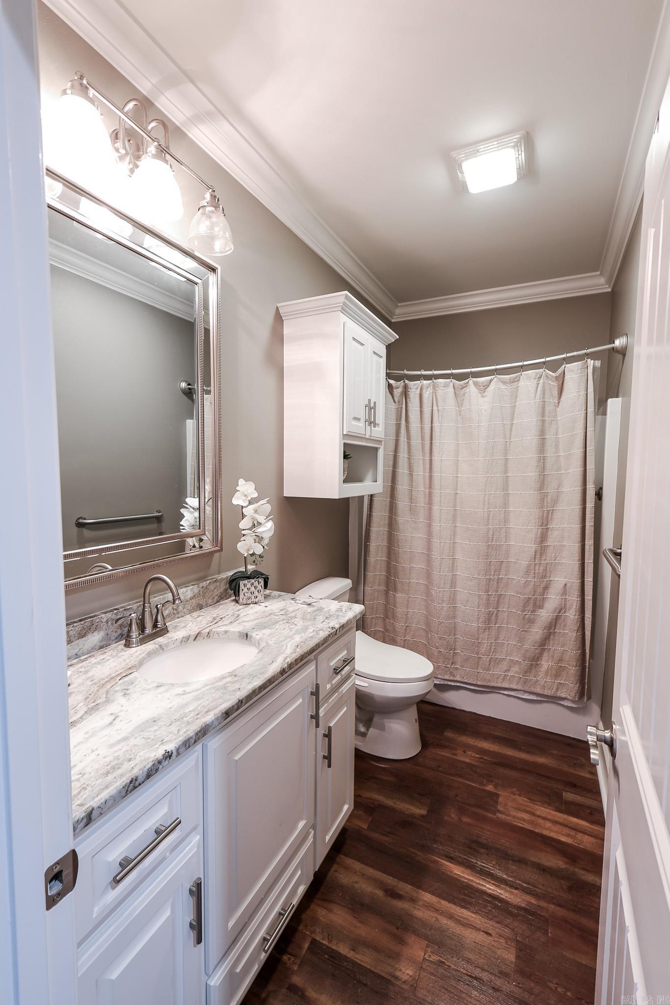 720 Mystic Creek Dr  El Dorado, AR