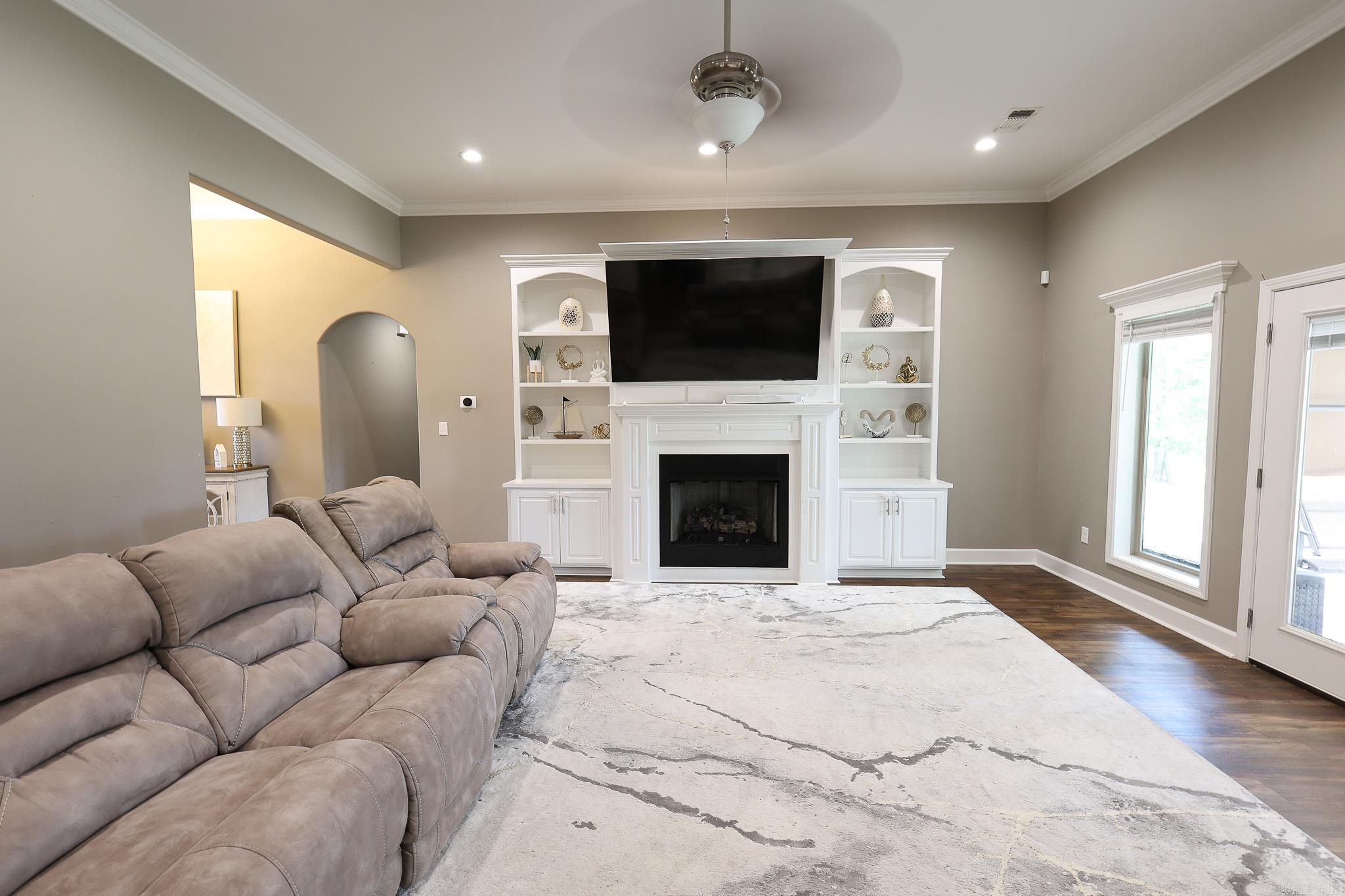 720 Mystic Creek Dr  El Dorado, AR